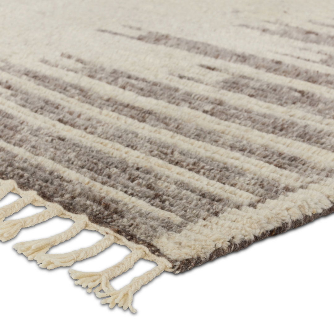 Jaipur Living Patra ALP05 Handknotted Solid Cream and Taupe Area Rug (5'x8') large image 
