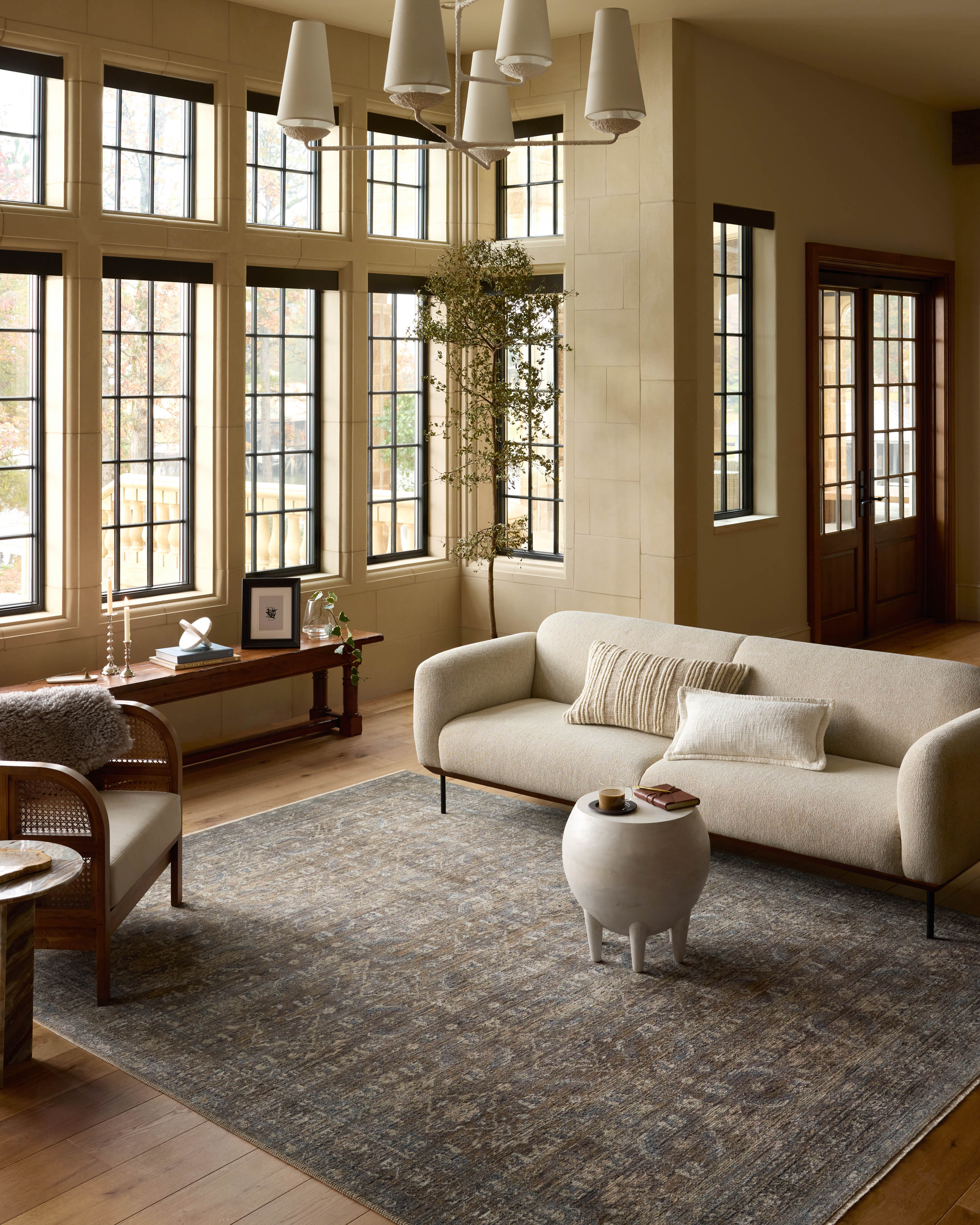 Loloi Heritage Rug large image 