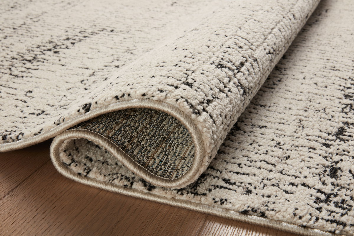 Loloi Darby Rug, 1'6" length x 1'6" width View 5