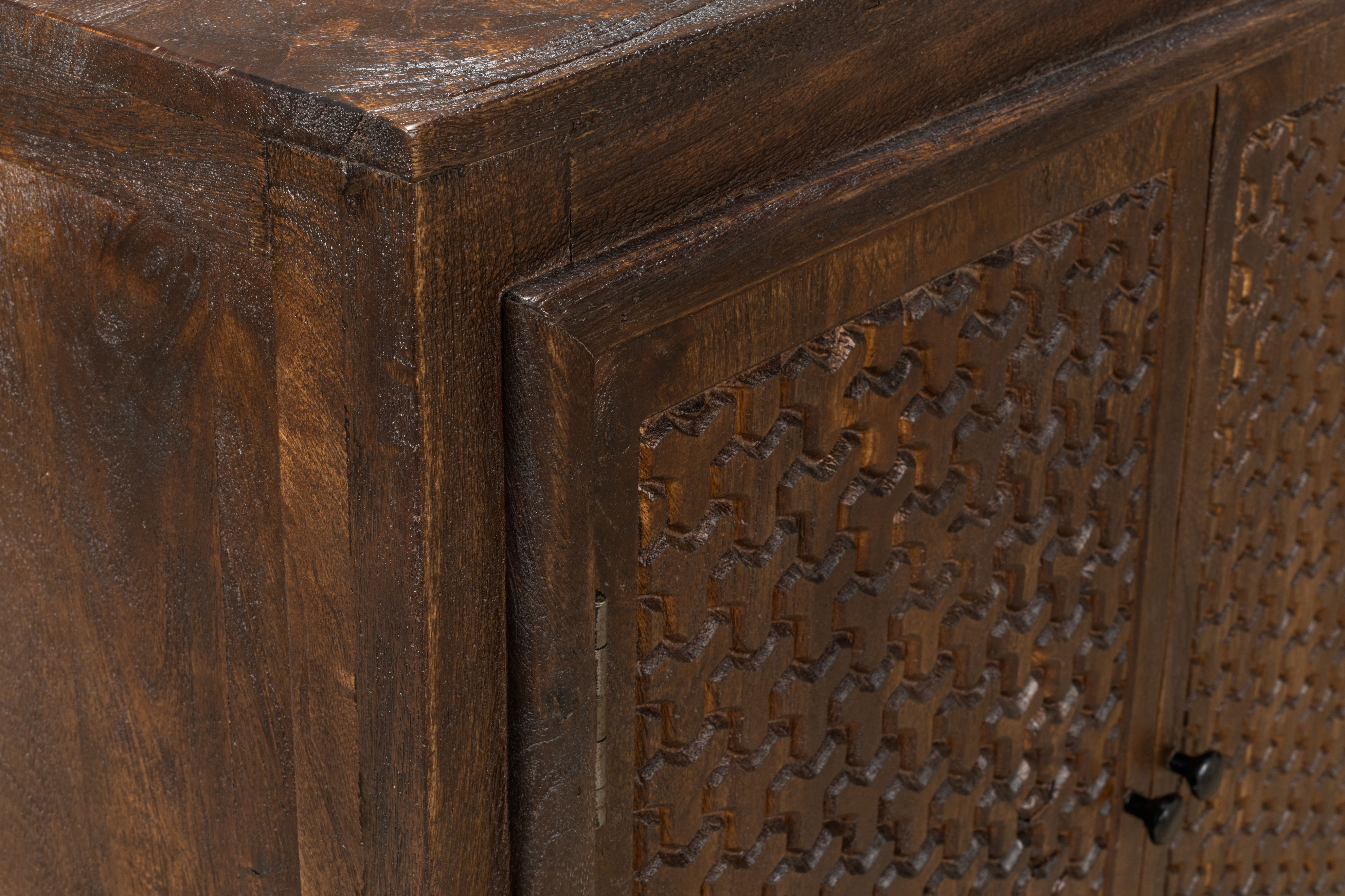 Battle Chainmail 4 Door Sideboard large image 