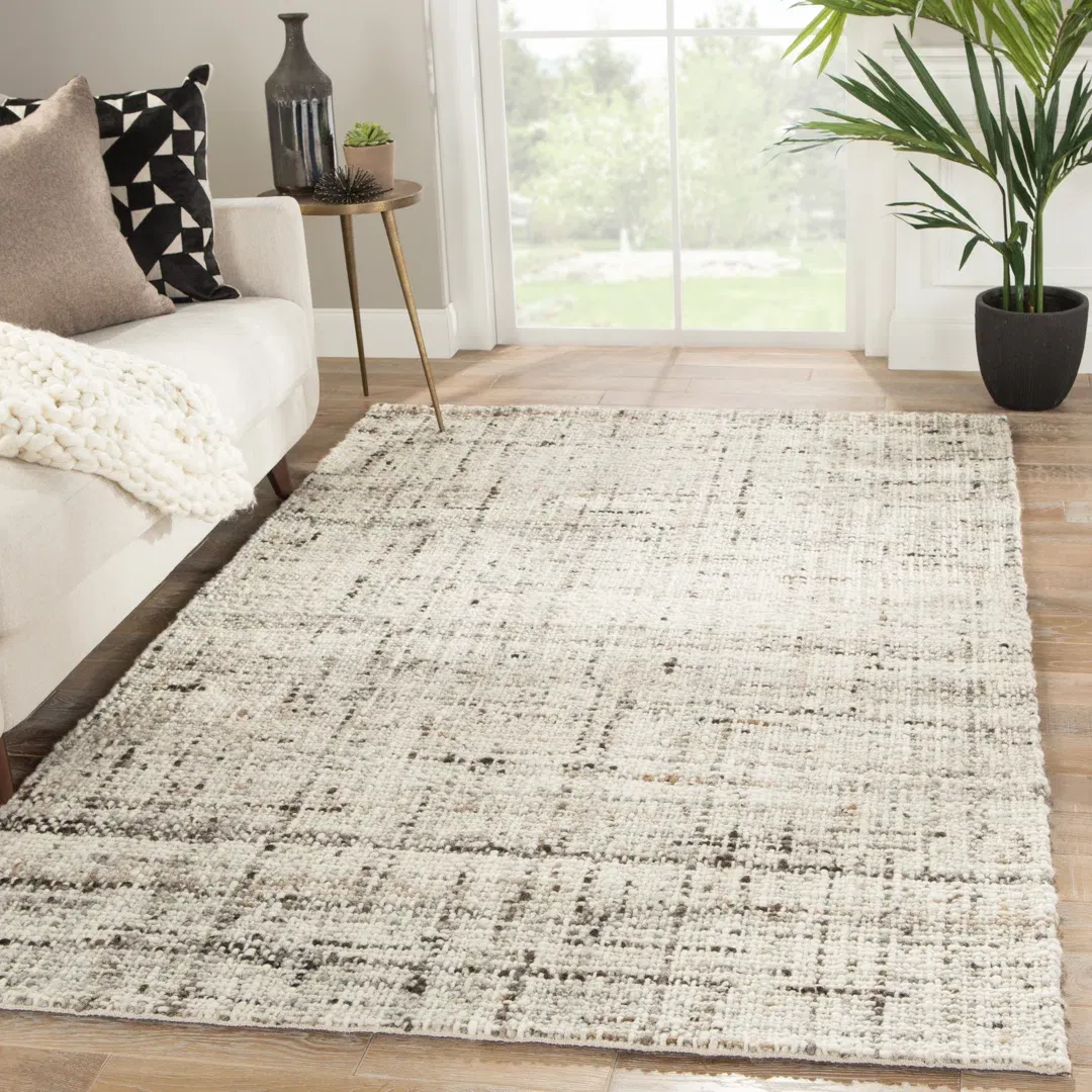 Coltrane Handmade Solid Gray/ Ivory Area Rug (5'X8') large image 