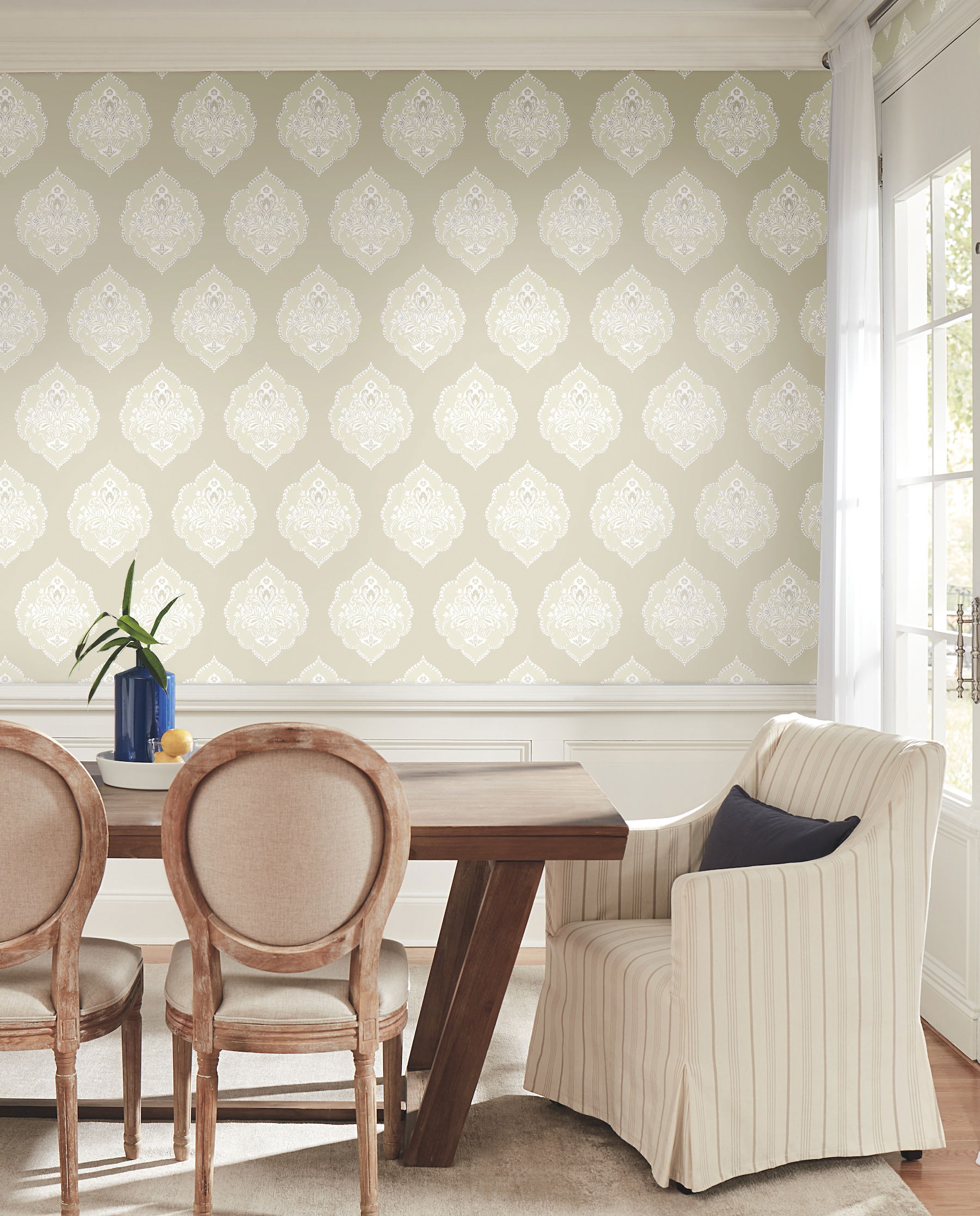 Signet Medallion Damask Beige Wallpaper large image 