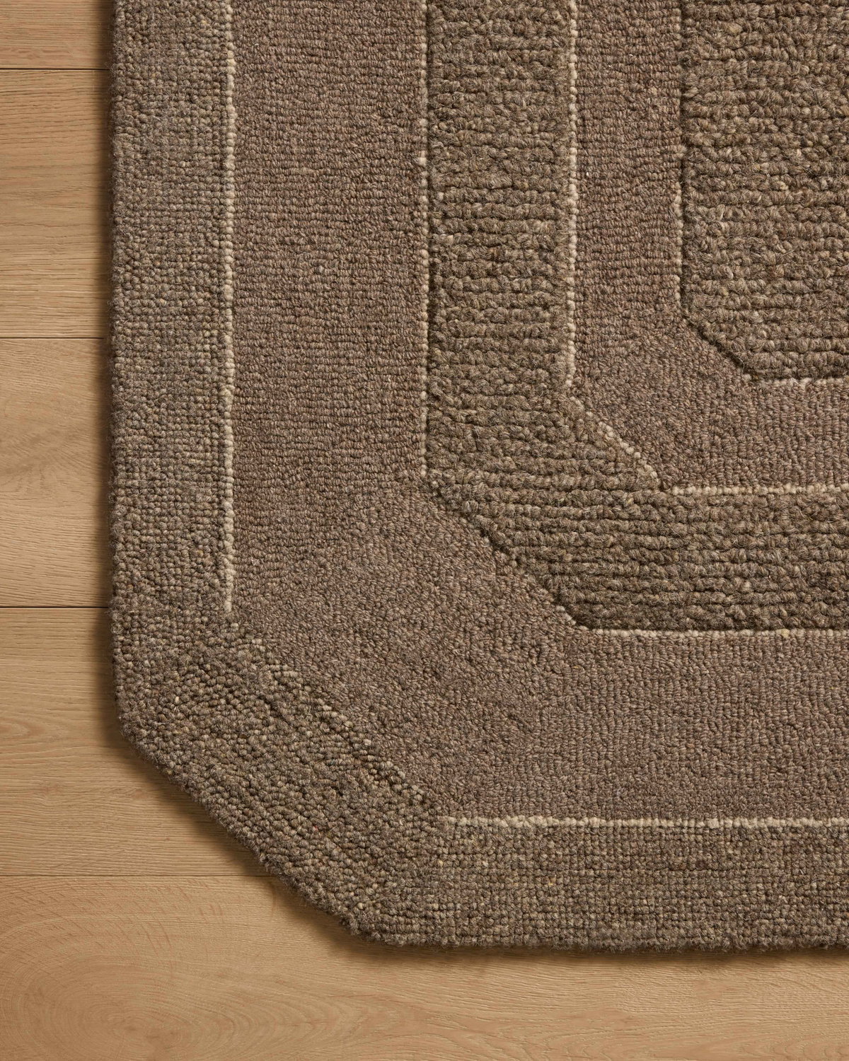 Loloi Clayton Rug, 1'6" length x 1'6" width View 3