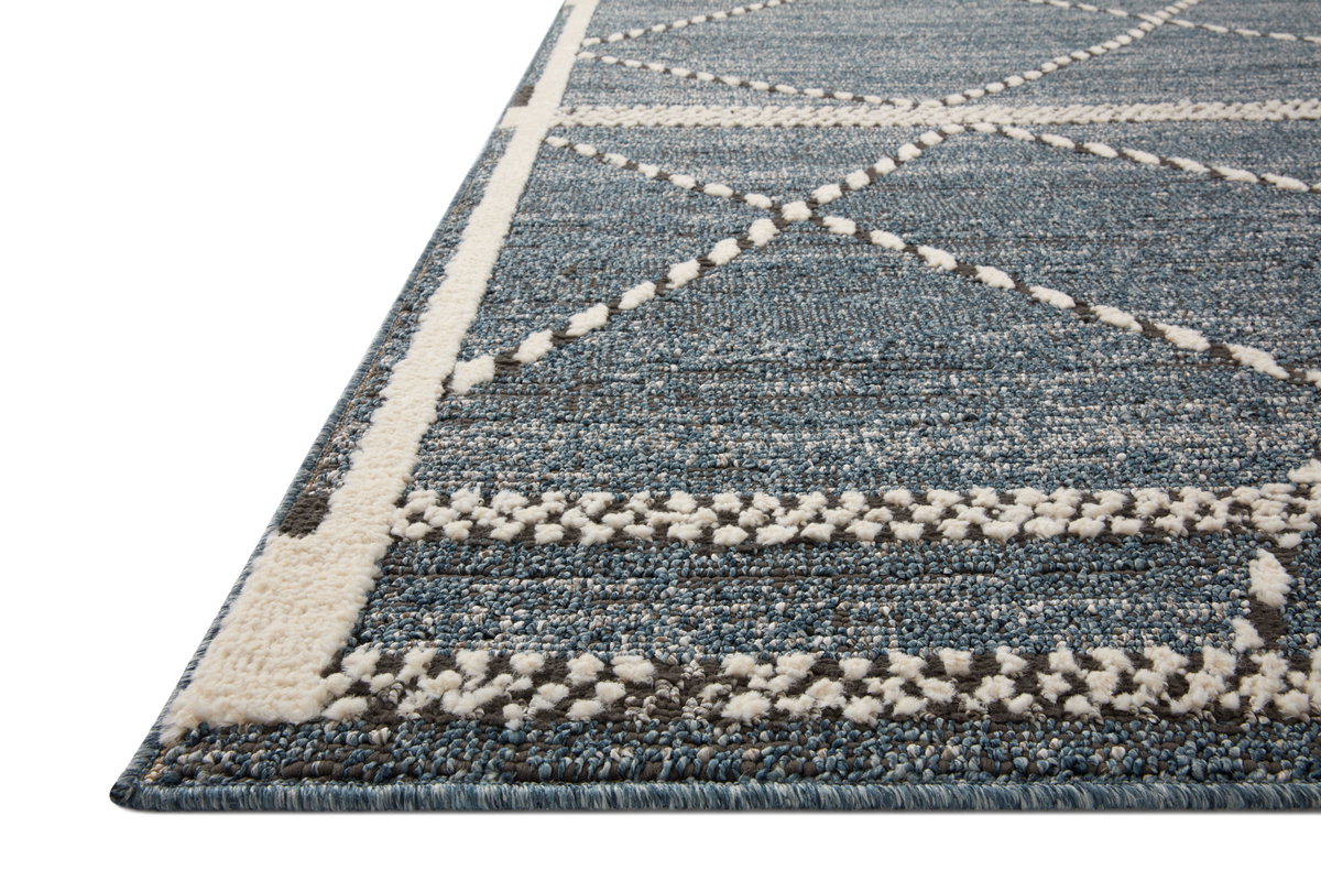Loloi Fabian Rug, 2'7" length x 4' width View 3