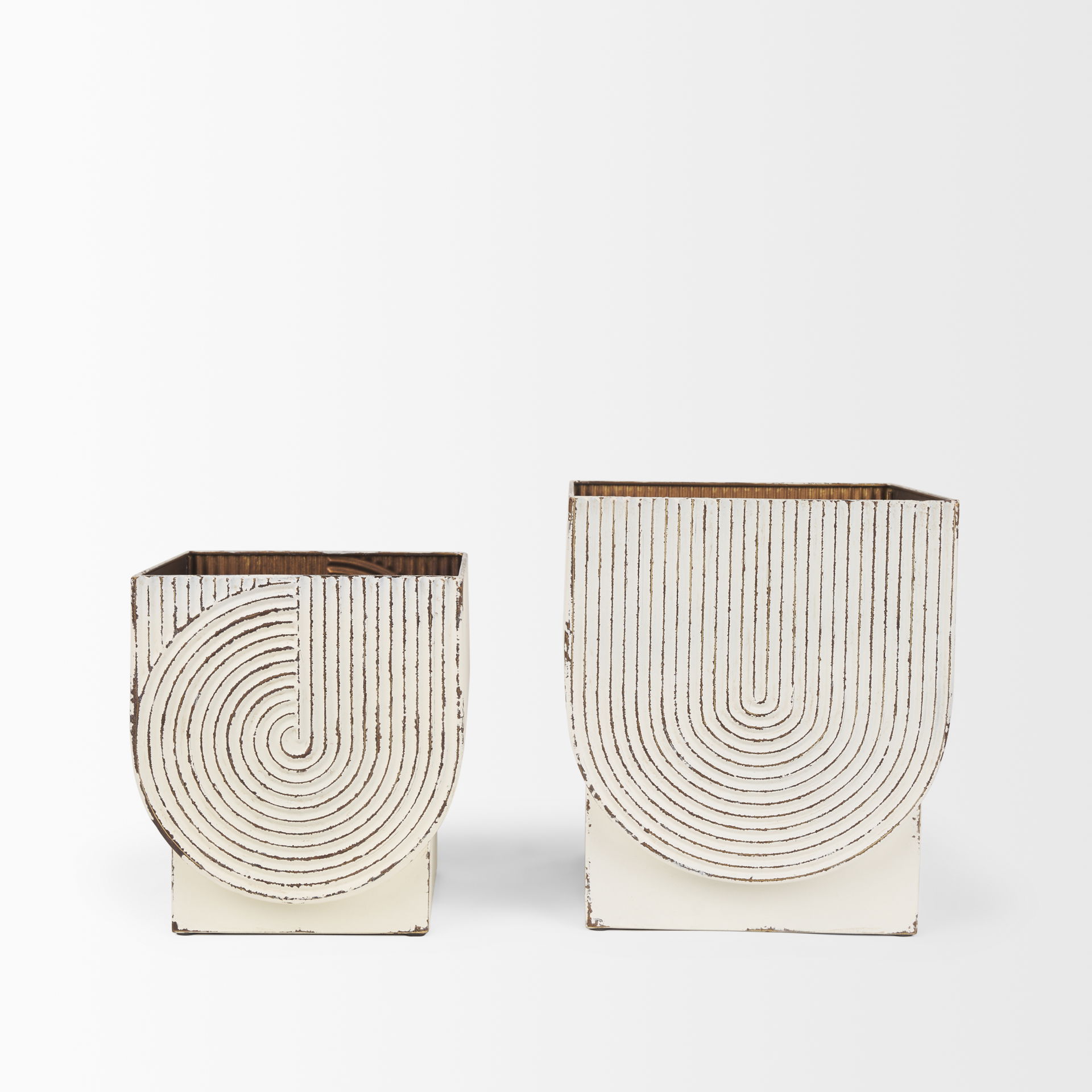 Medina Off White with Gold Antiquing Metal Planters (Set of 2), by Mercana, 9.45" length x 9.45" width x 11.02" height View 3