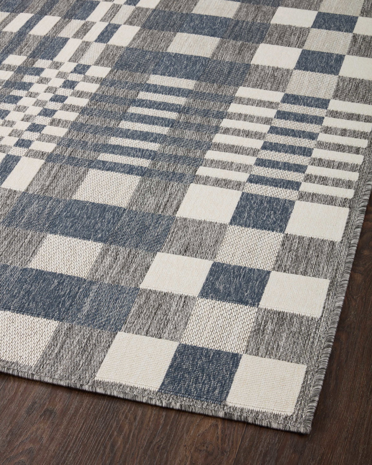 Loloi Rainier Rug, 2'2" length x 3'9" width View 7