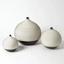 Online Designer Bedroom Pixelated Ball Vase