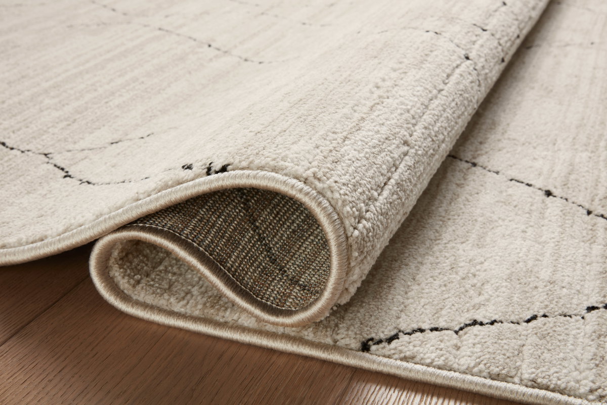 Loloi Darby Rug, 1'6" length x 1'6" width View 4