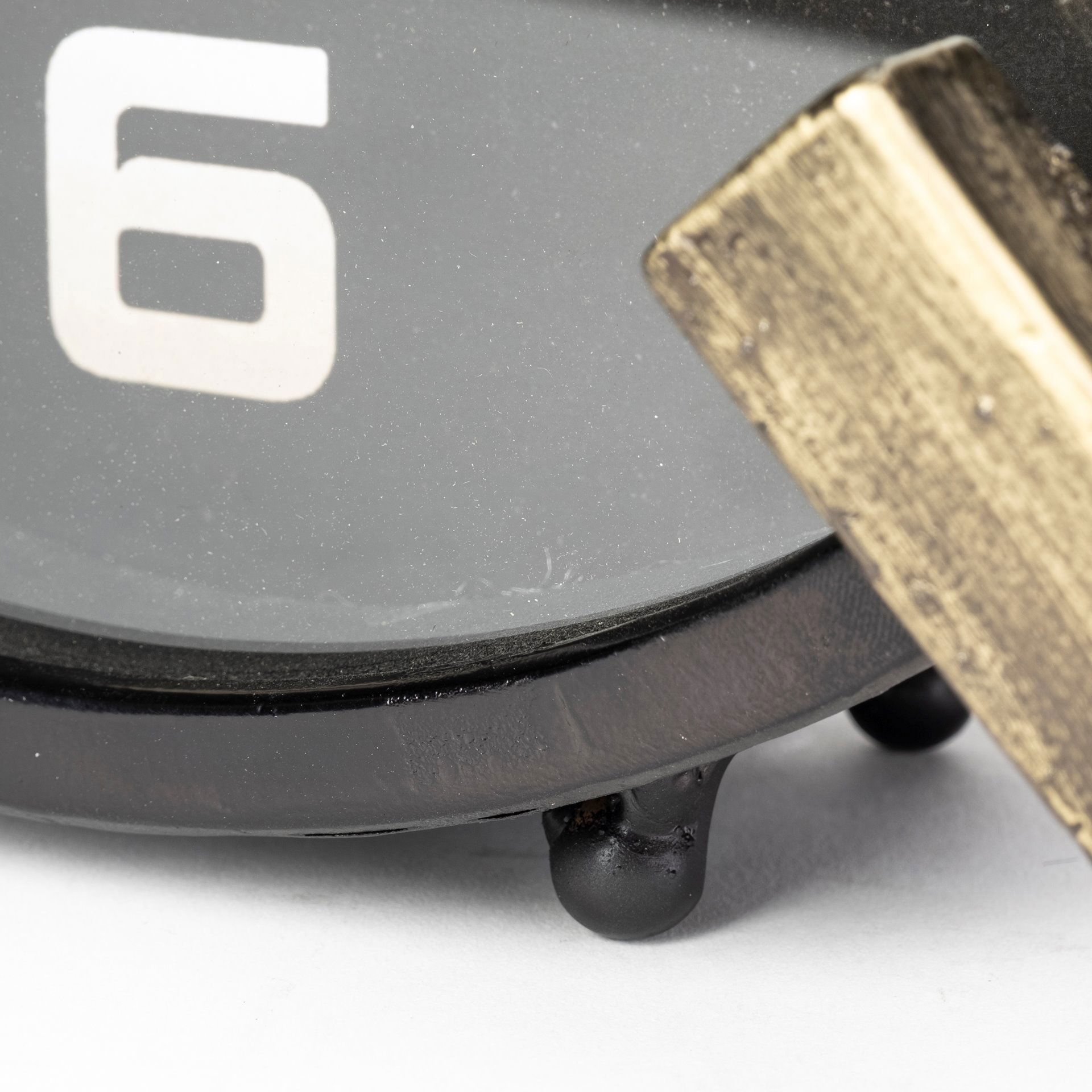 Agar Black Metal Round Table Clock, by Mercana, 10" length x 4.5" width x 10" height View 7