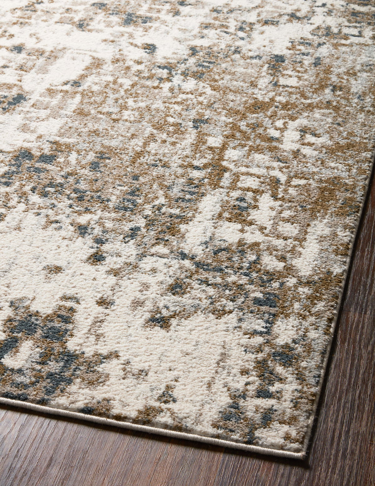 Loloi Spirit Rug, 1'6" length x 1'6" width View 7