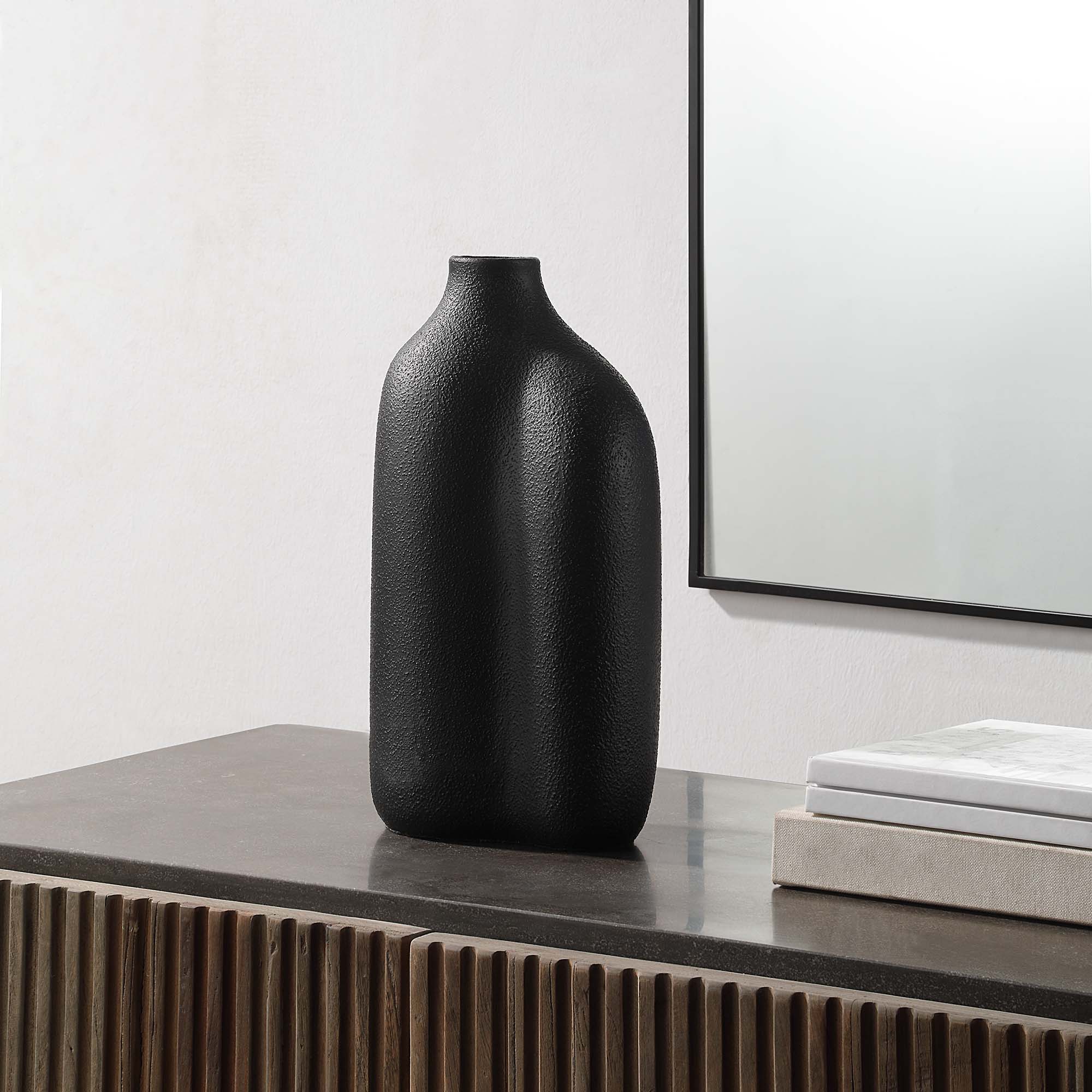 Challenger Vase large image 