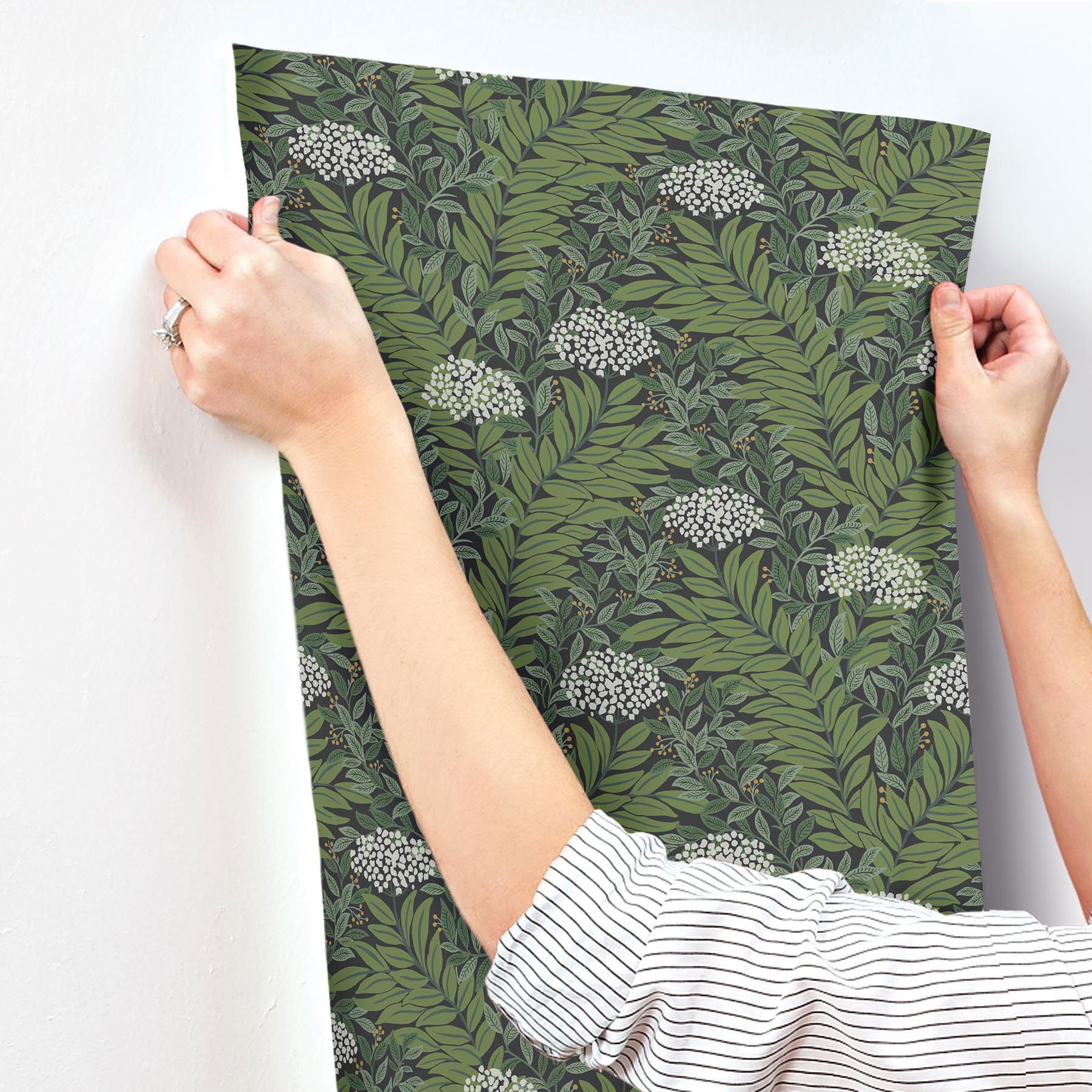 Highgrove Black Wallpaper large image 