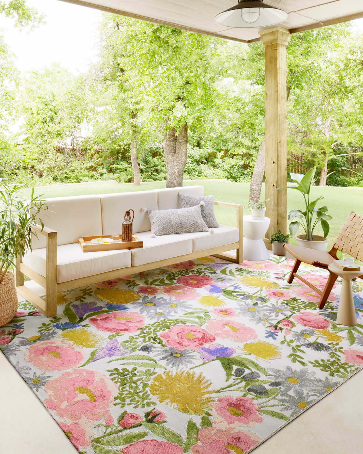 Loloi Botanical Rug, 1'6" length x 1'6" width View 2