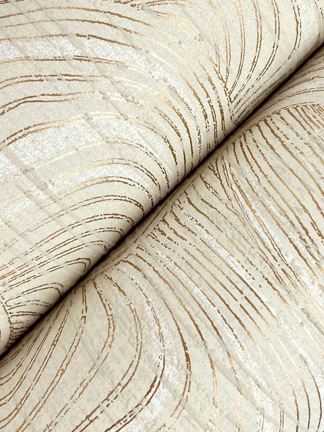 Geodes Cream Wallpaper large image 