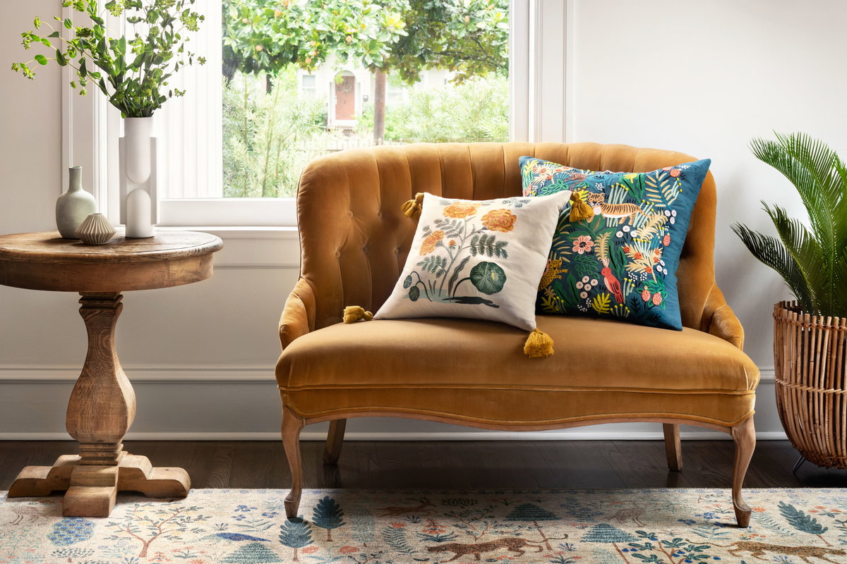 Rifle Paper Co. x Loloi No Name Pillow, Decorative Pillow, 18" length x 18" width View 3