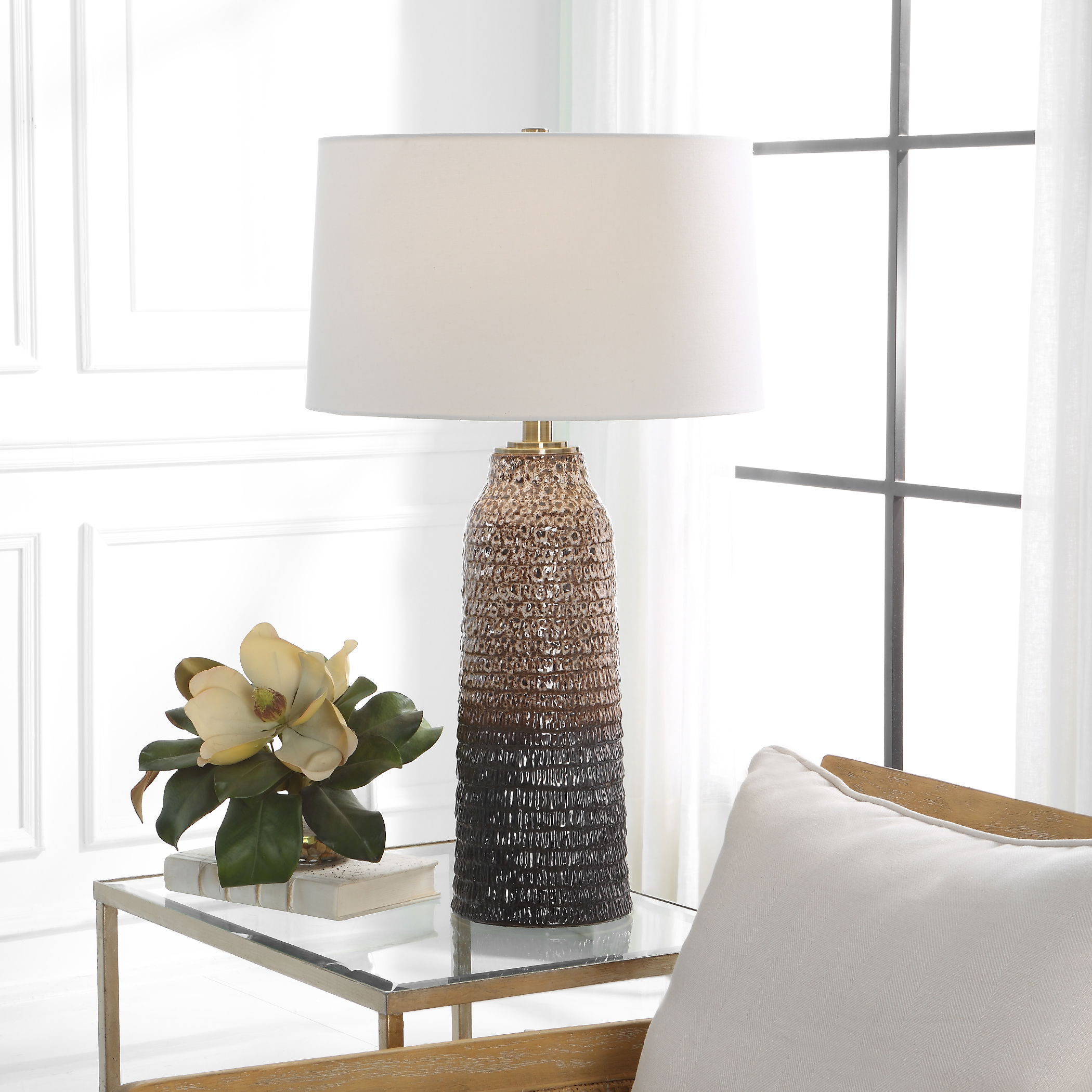 Padma Mottled Table Lamp large image 