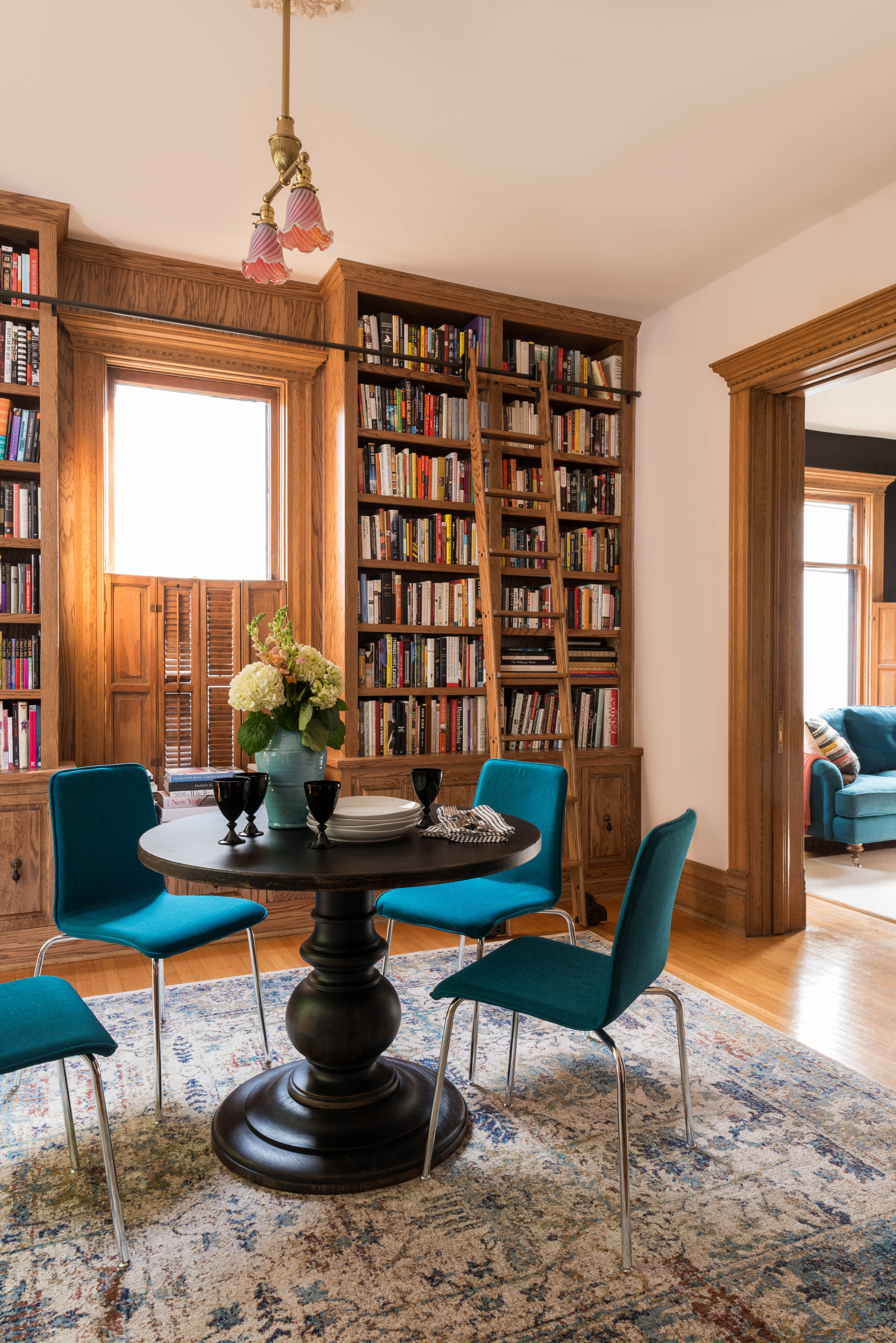 Loloi Anastasia Rug, 5'3" length x 5'3" width View 4