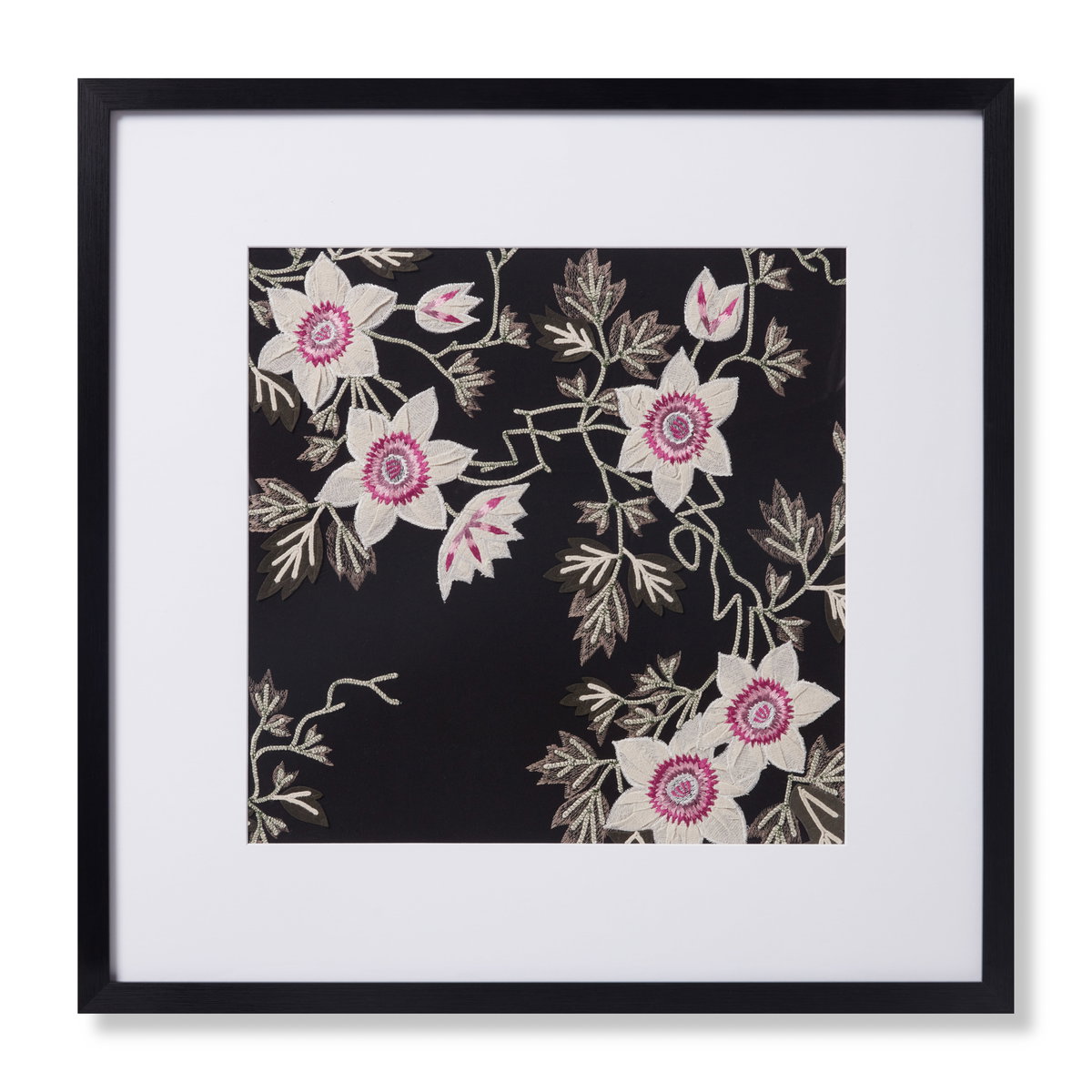 Loloi Passion Vine Wall Art, Wall Hanging, 30" length x 30" width View 1