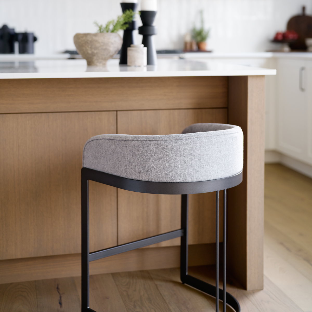 Hollyfield II Gray Fabric Seat with Gray Metal Base Counter Stool, Counter & Bar Stool by Mercana, 20.5" length x 19.7" width x 28.7" height View 4