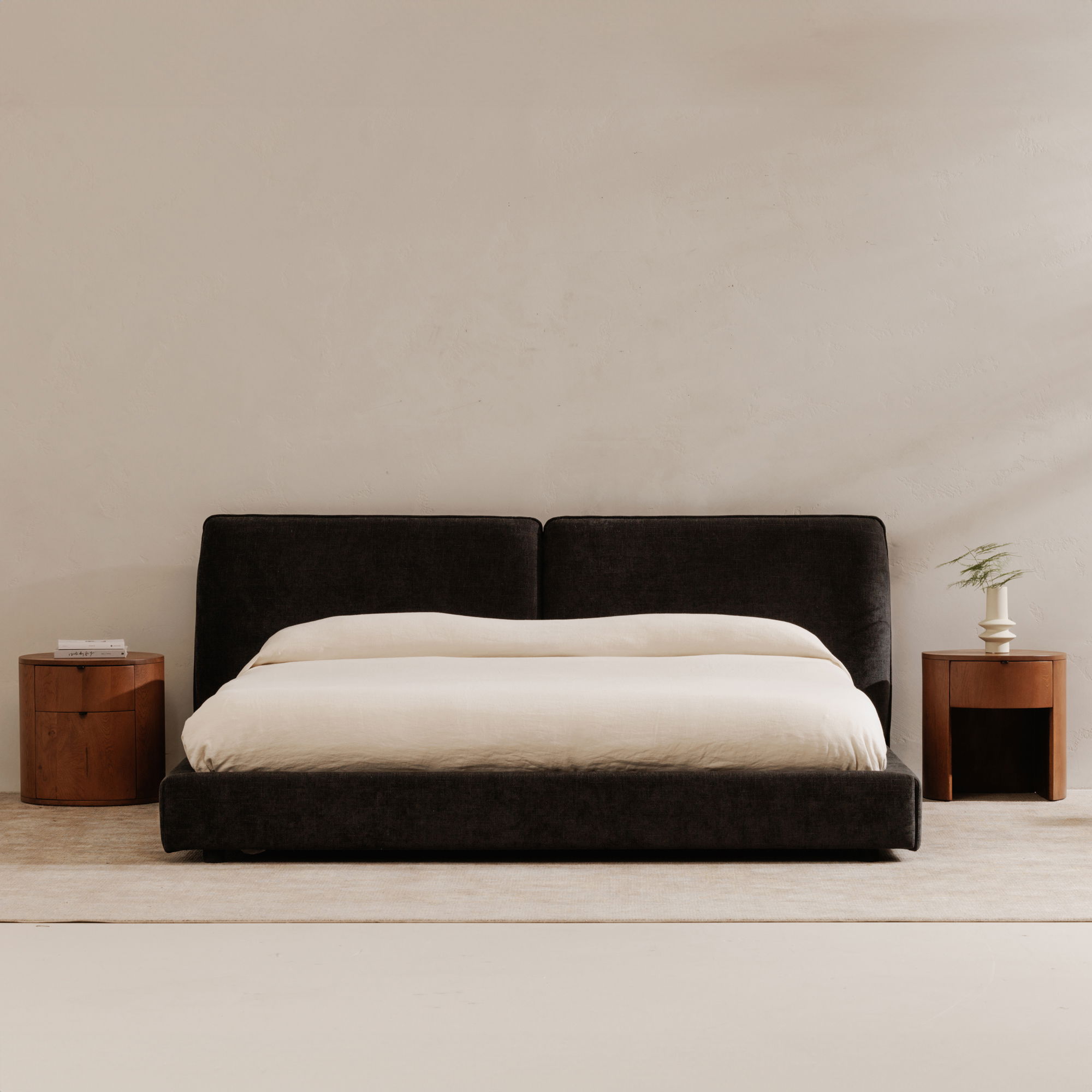Zeppelin Queen Bed large image 