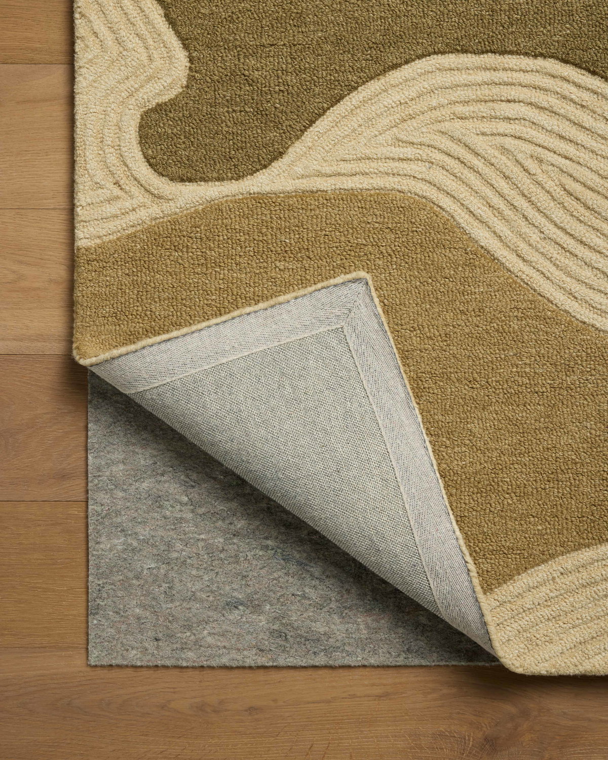 Brigette Romanek x Loloi Madi Rug, 2'6" length x 7'6" width View 7