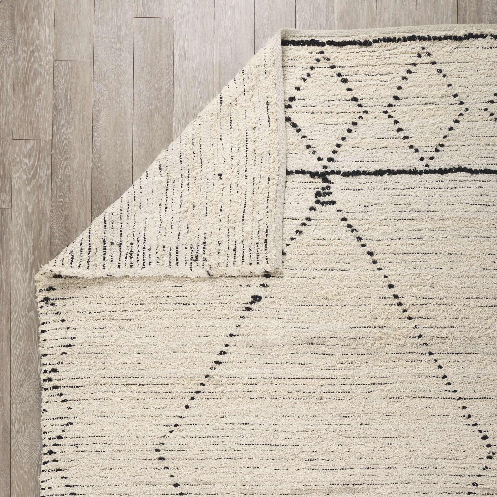 Calvert 5 x 8 Gray Cotton Hand Woven Diamond Patterned Rug large image 