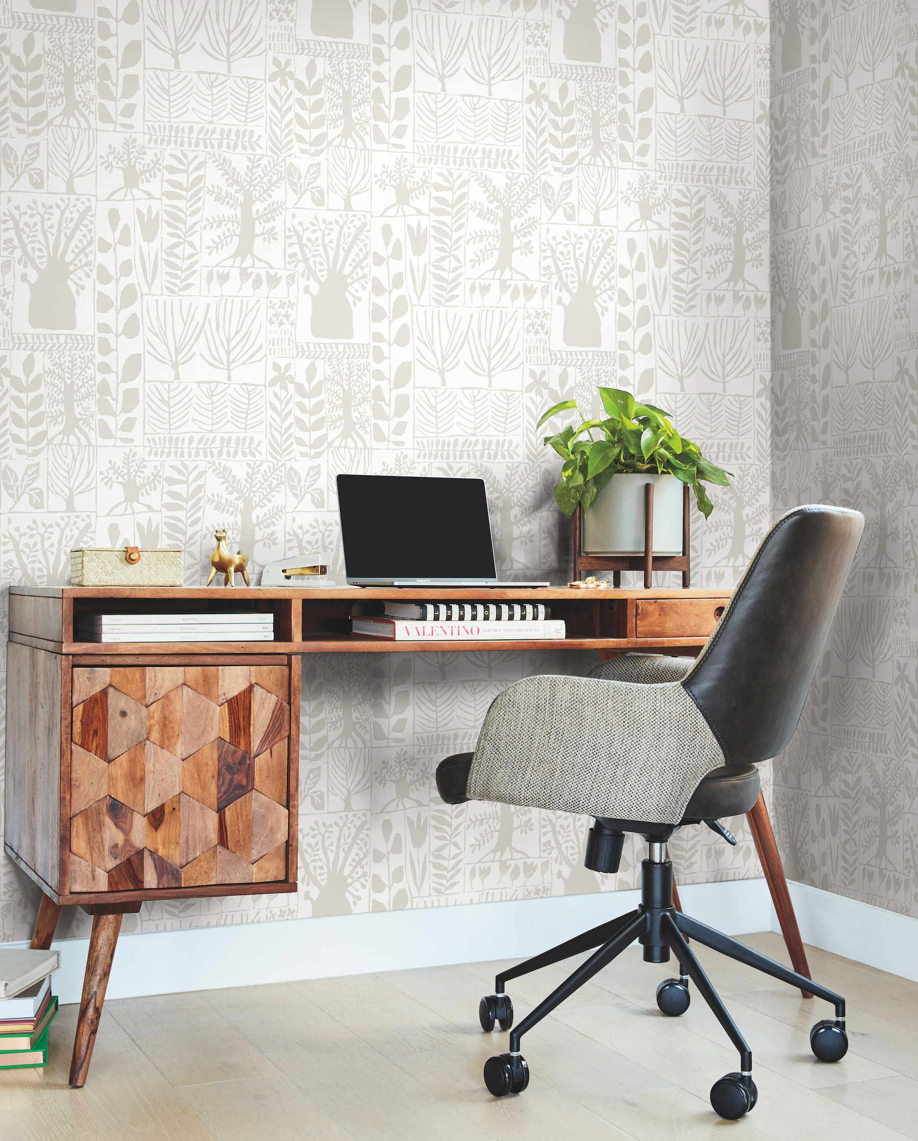 Primitive Trees White & Cream Wallpaper large image 