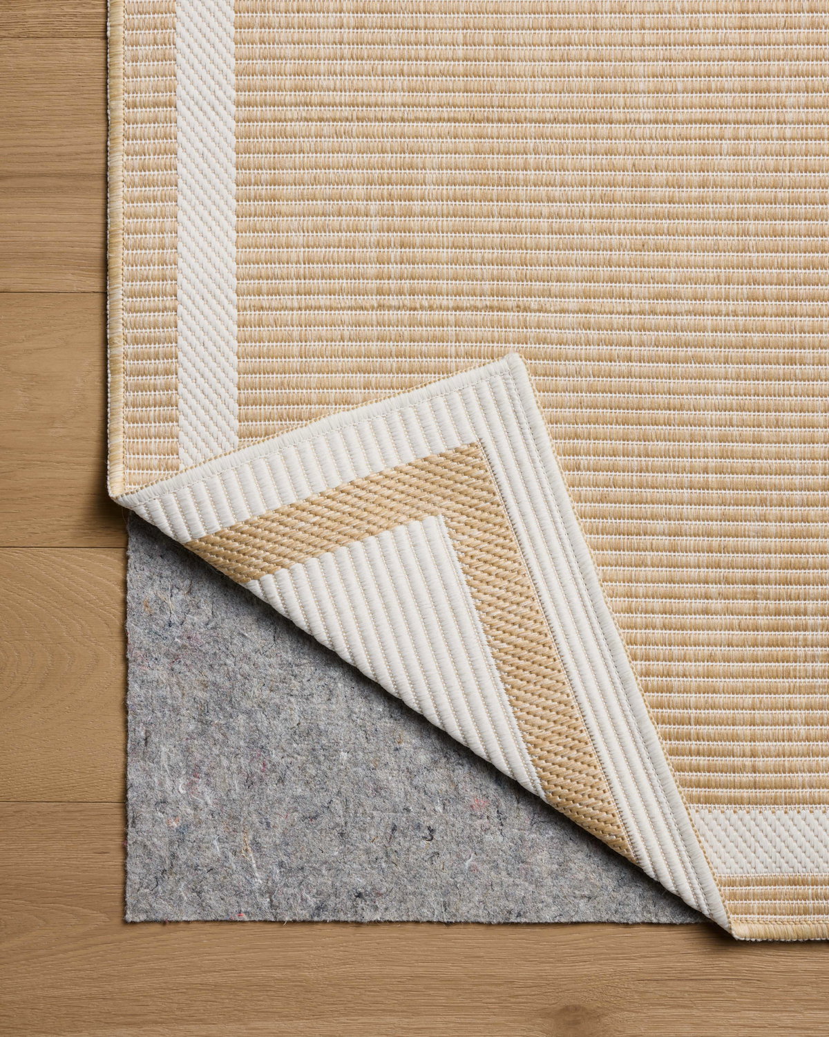 Loloi Easton Rug, 2'3" length x 3'9" width View 7