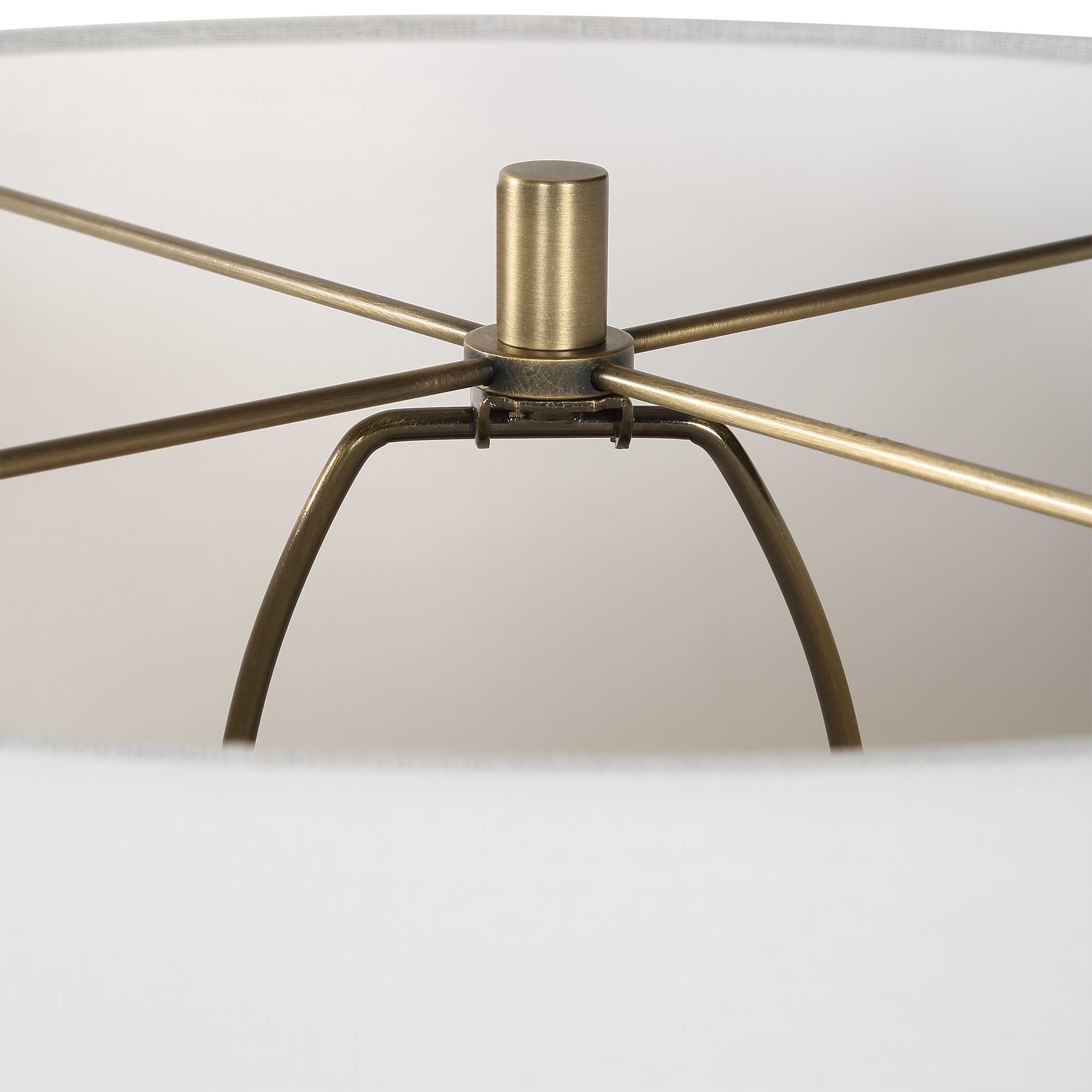 Corvair Scalloped Table Lamp large image 