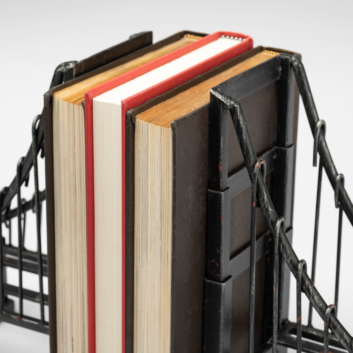 Suspension Set of 2 19L x 4W Brown Wrought Iron Suspension Bridge Bookends, by Mercana, 19" length x 3.94" width x 10.04" height View 9