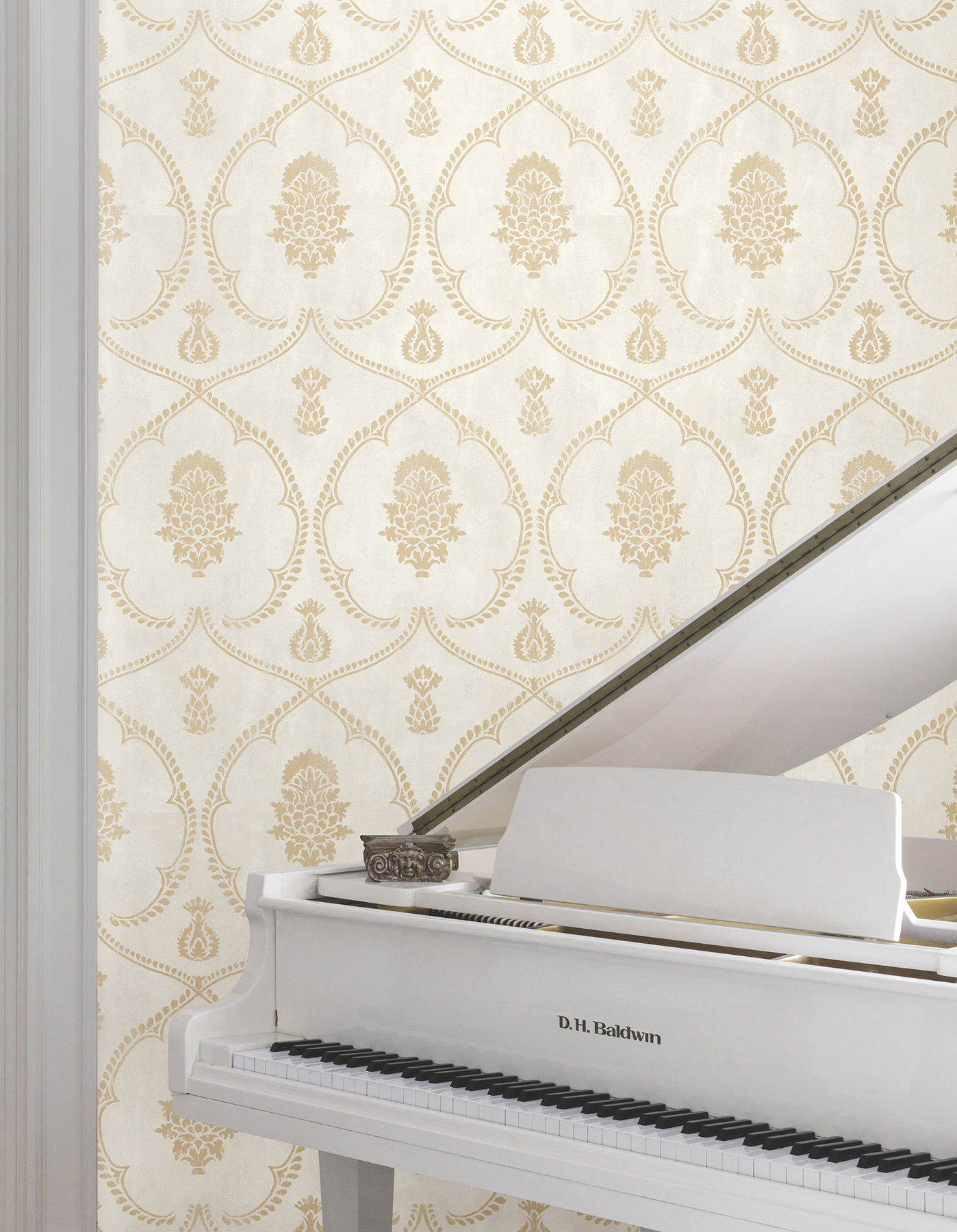 Royal Damask Soft Gold Wallpaper large image 