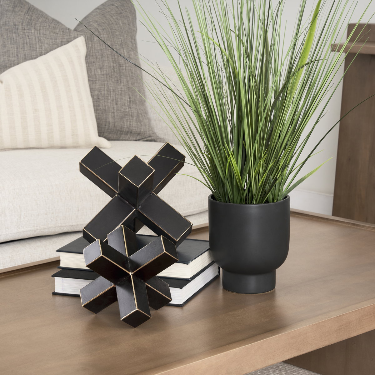 Abel (Small) 8L x 7W Black Metal Jack with Gold Accents, Decorative Object by Mercana, 7.68" length x 6.69" width x 6.3" height View 5