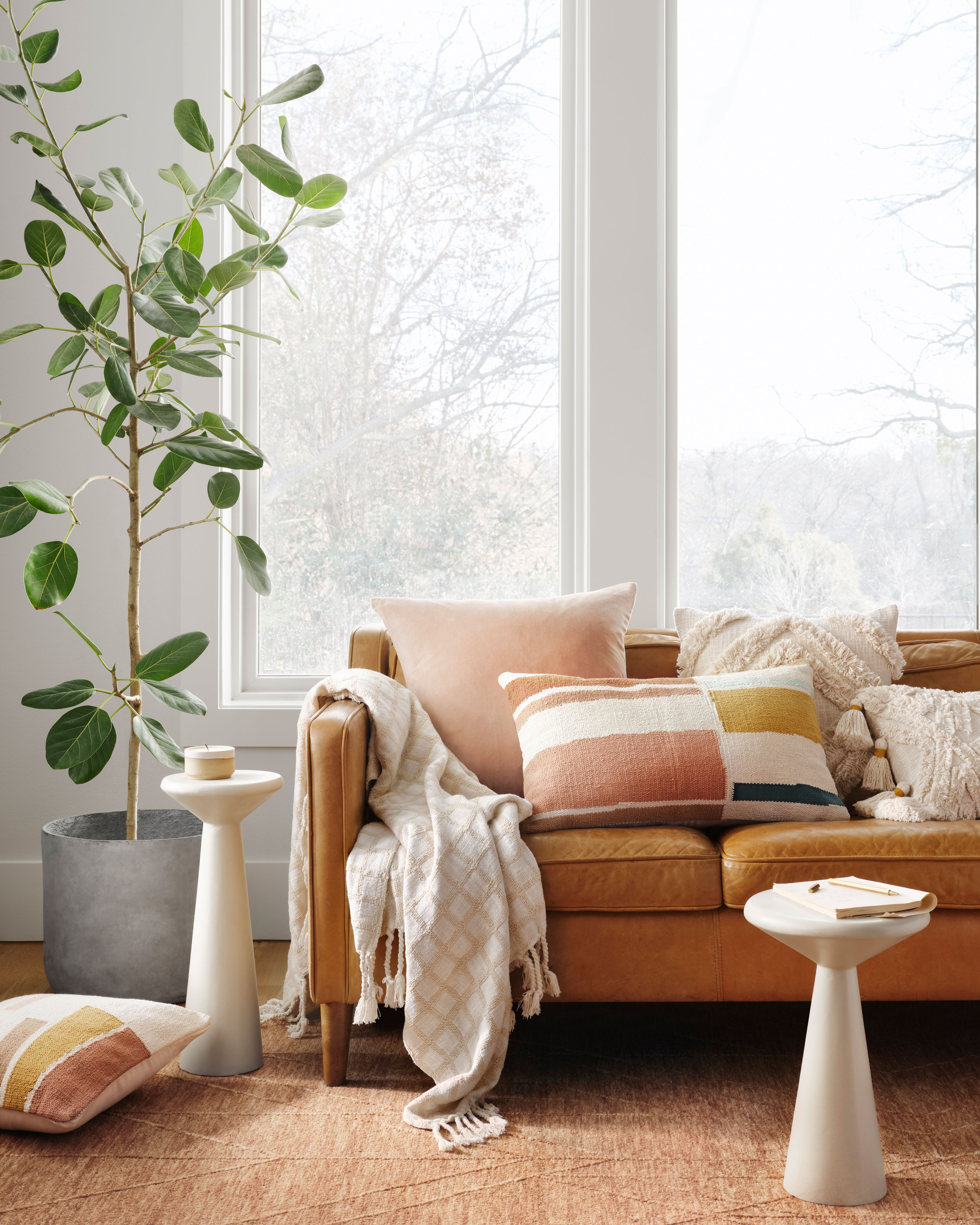 Magnolia Home by Joanna Gaines x Loloi Pillows Pillow, Decorative Pillow, 22" length x 22" width View 2