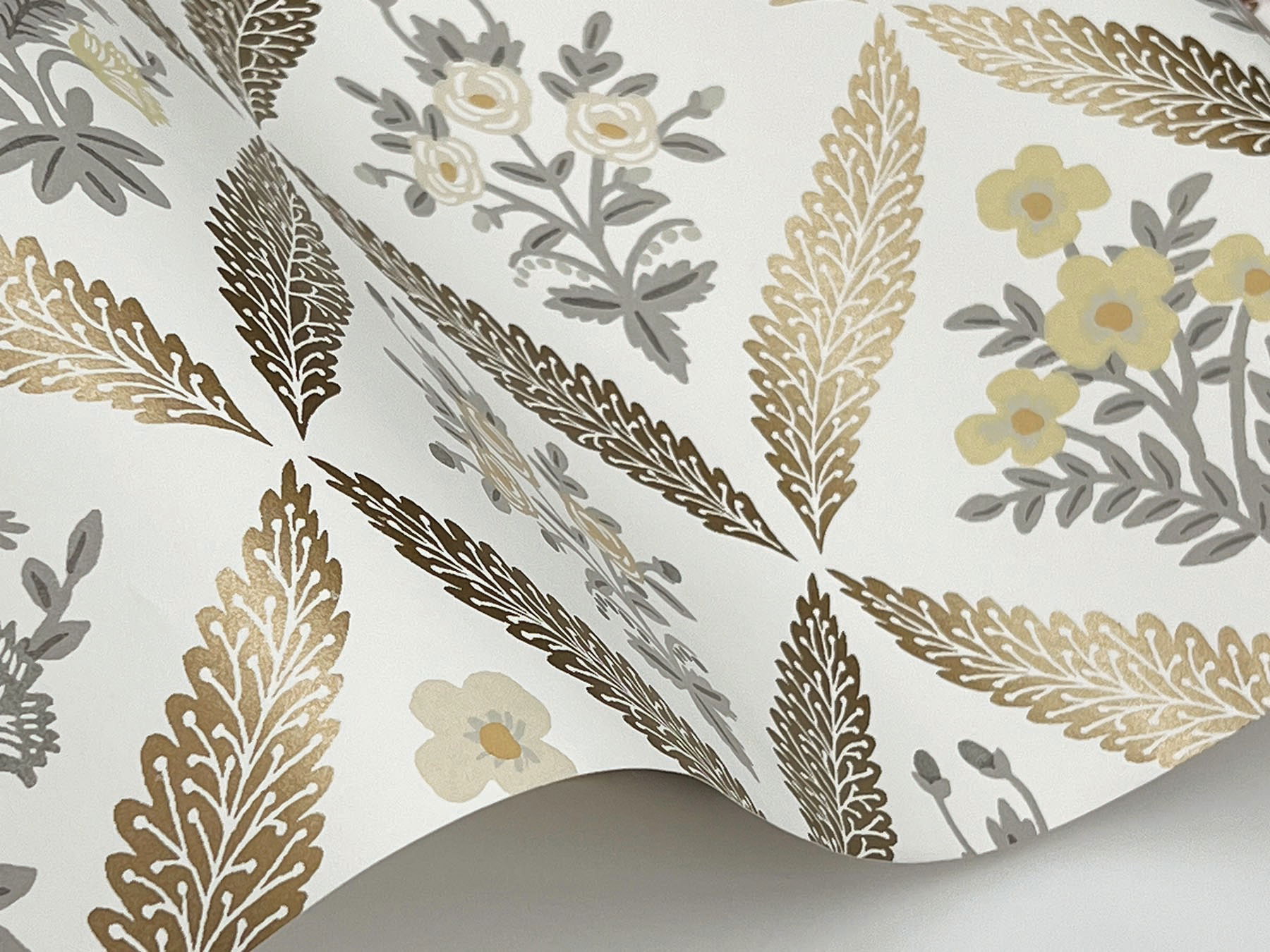 Estee Garden Gold Wallpaper large image 