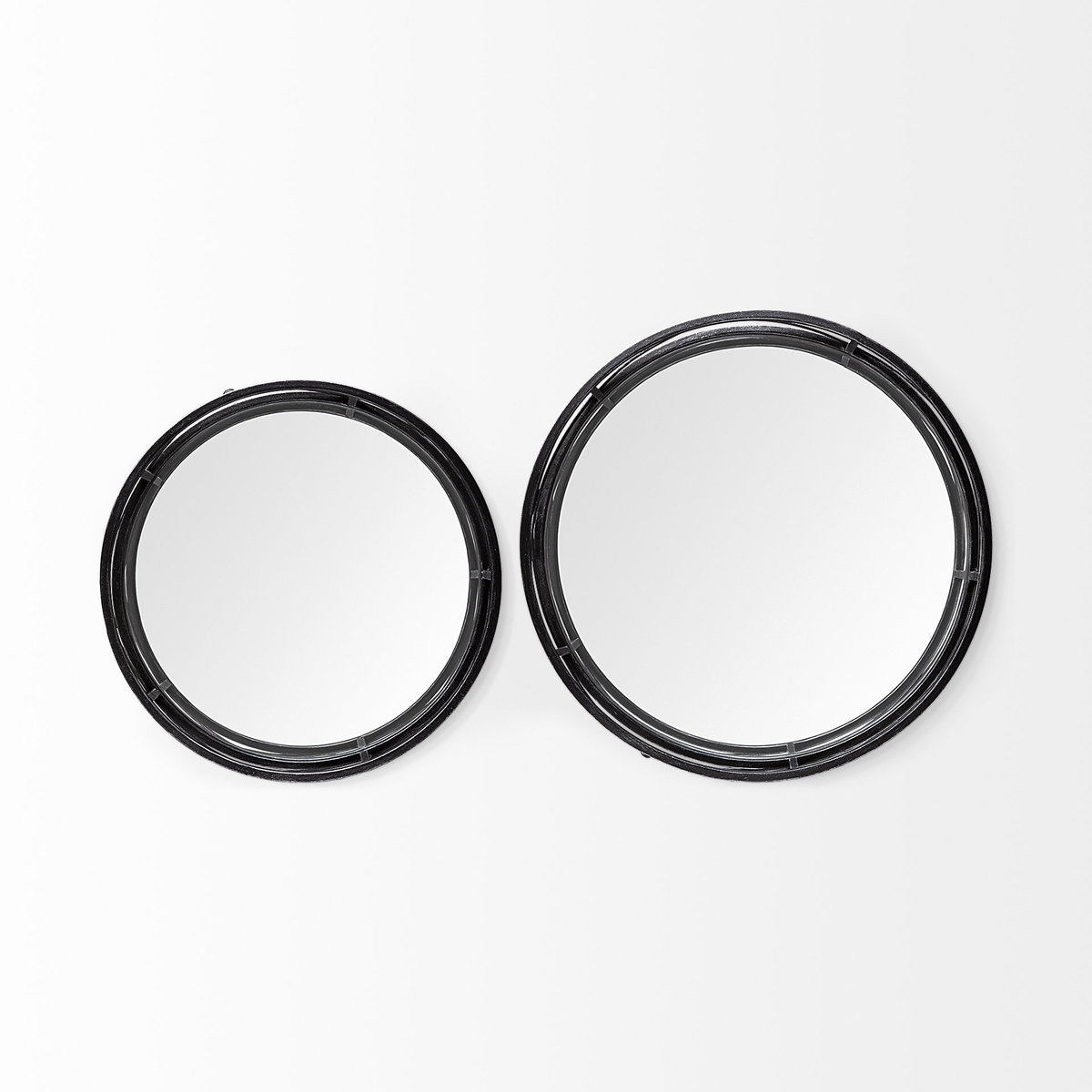 Piers (Set of 2) Black Metal Mirrored Round Trays, Decorative Tray by Mercana, 22" length x 22.05" width x 4.13" height View 8