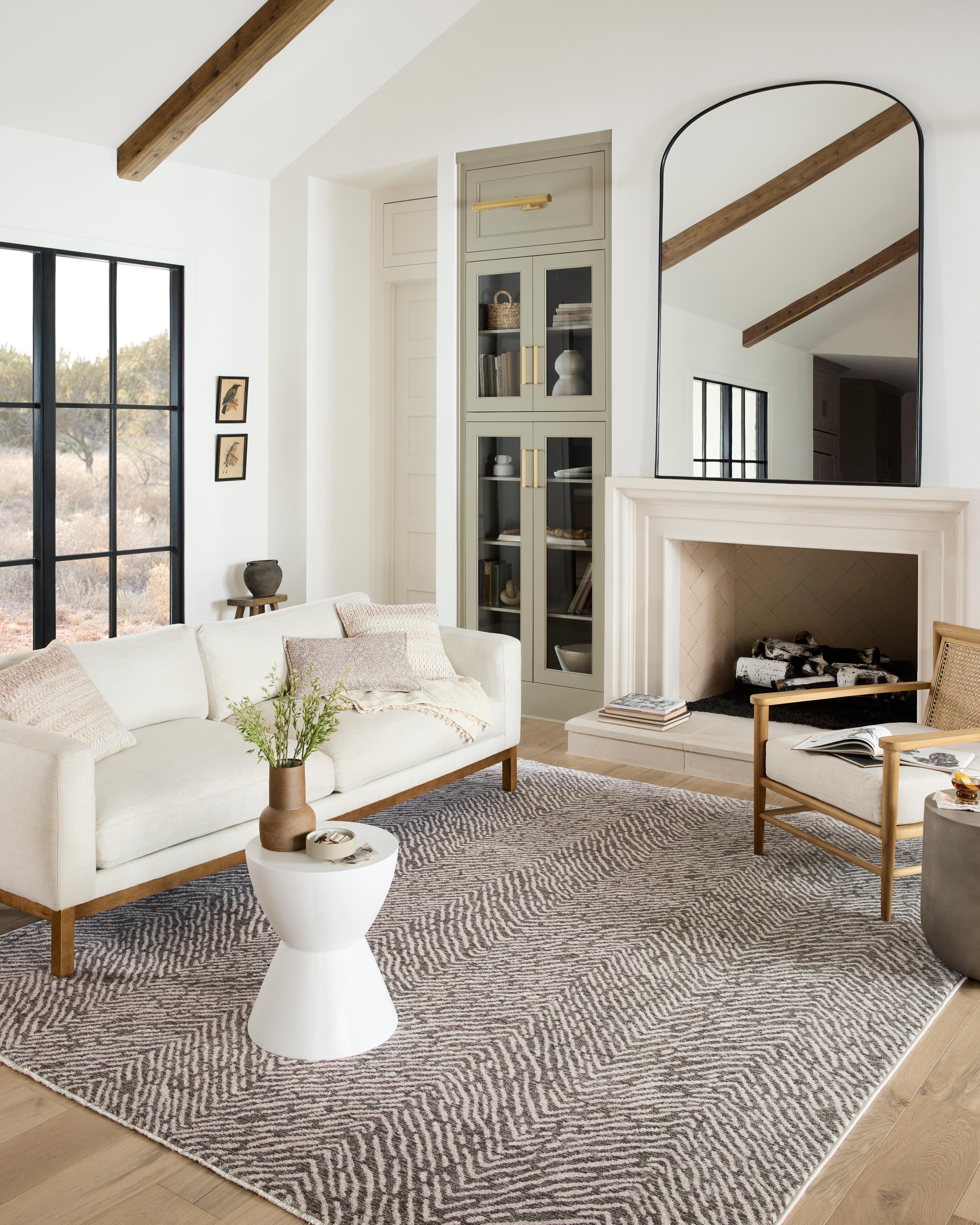 Loloi II Vance Rug, 1'6" length x 1'6" width View 2