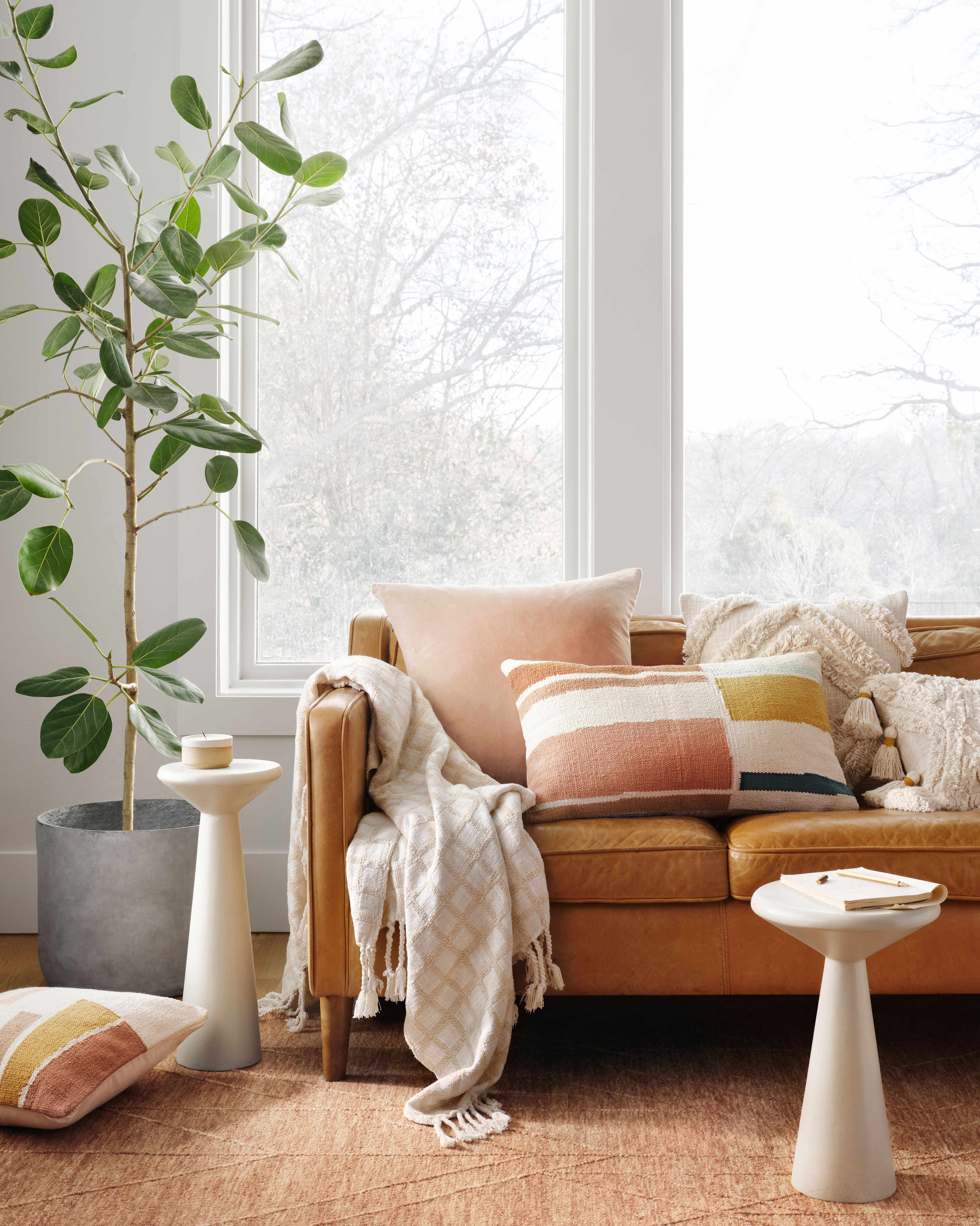 Magnolia Home by Joanna Gaines x Loloi Sarah Rug large image 