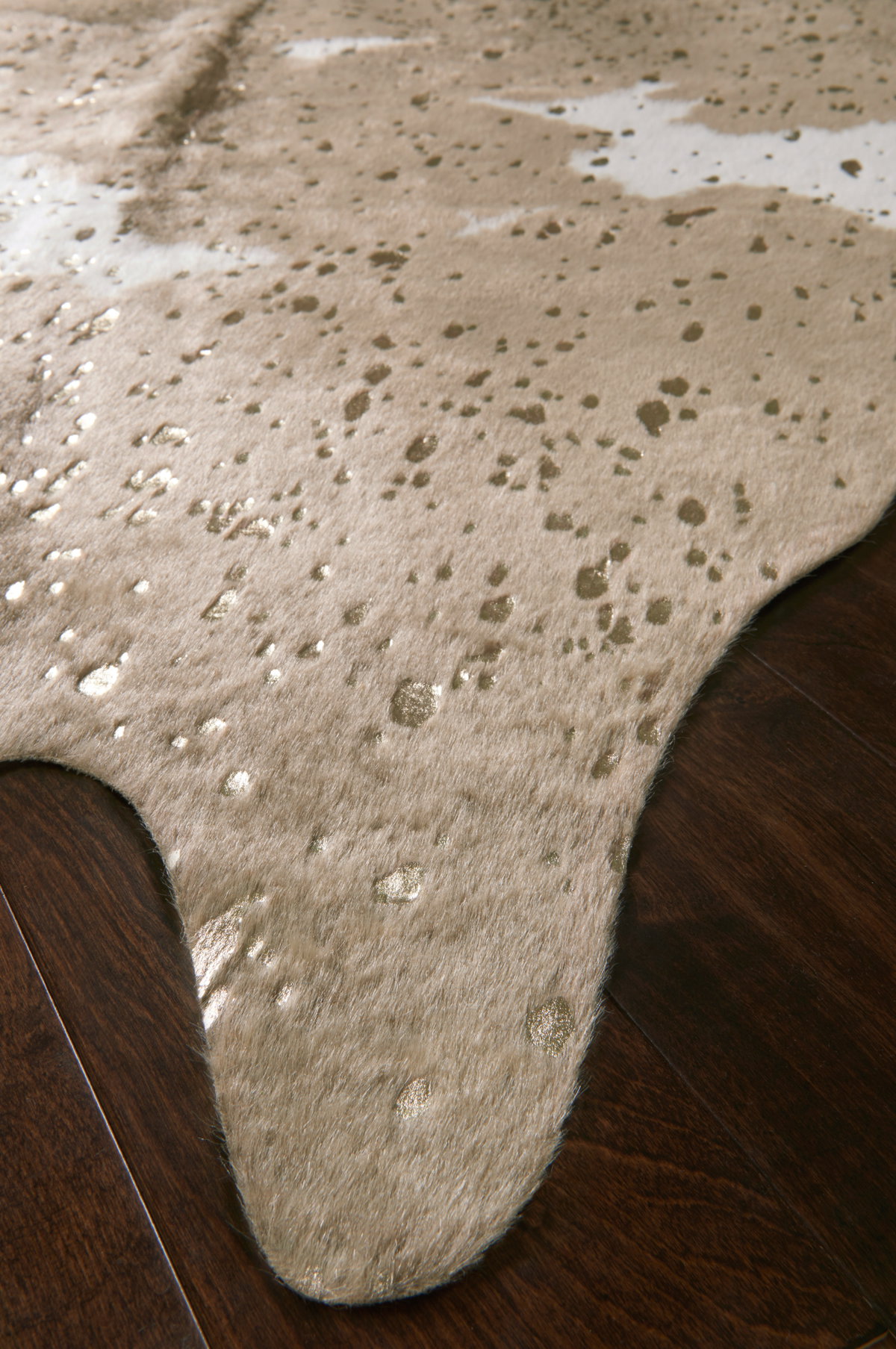 Loloi Bryce Rug, 3'10" length x 5' width View 6