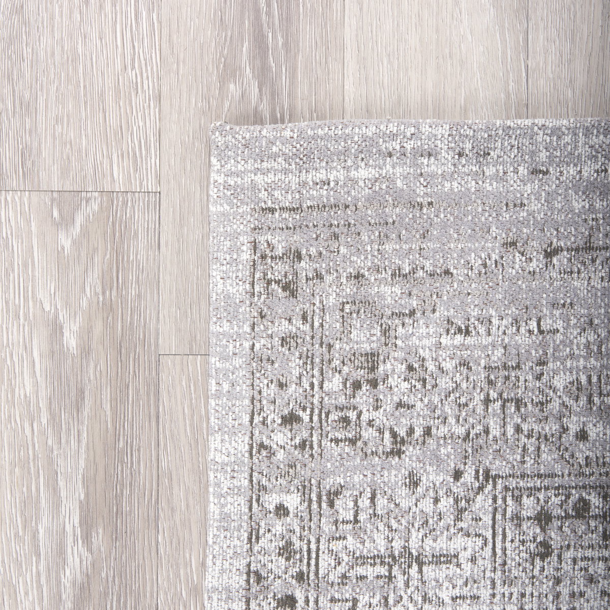 Kaiya 5 x 8 Rug, by Mercana, 8' length x 5' width x 1" height View 5