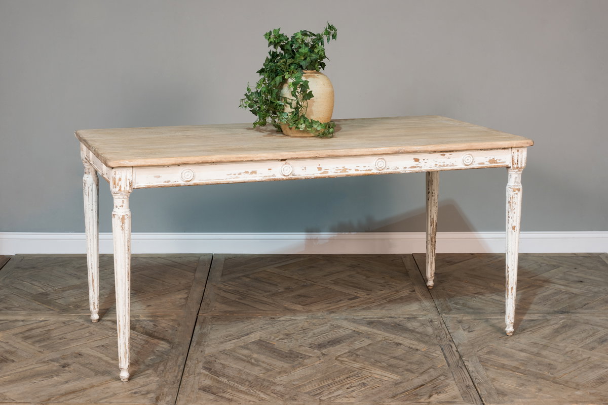 Lady's Dining Table, by Sarreid, 2'8" length x 5'3" width x 2'7" height View 13