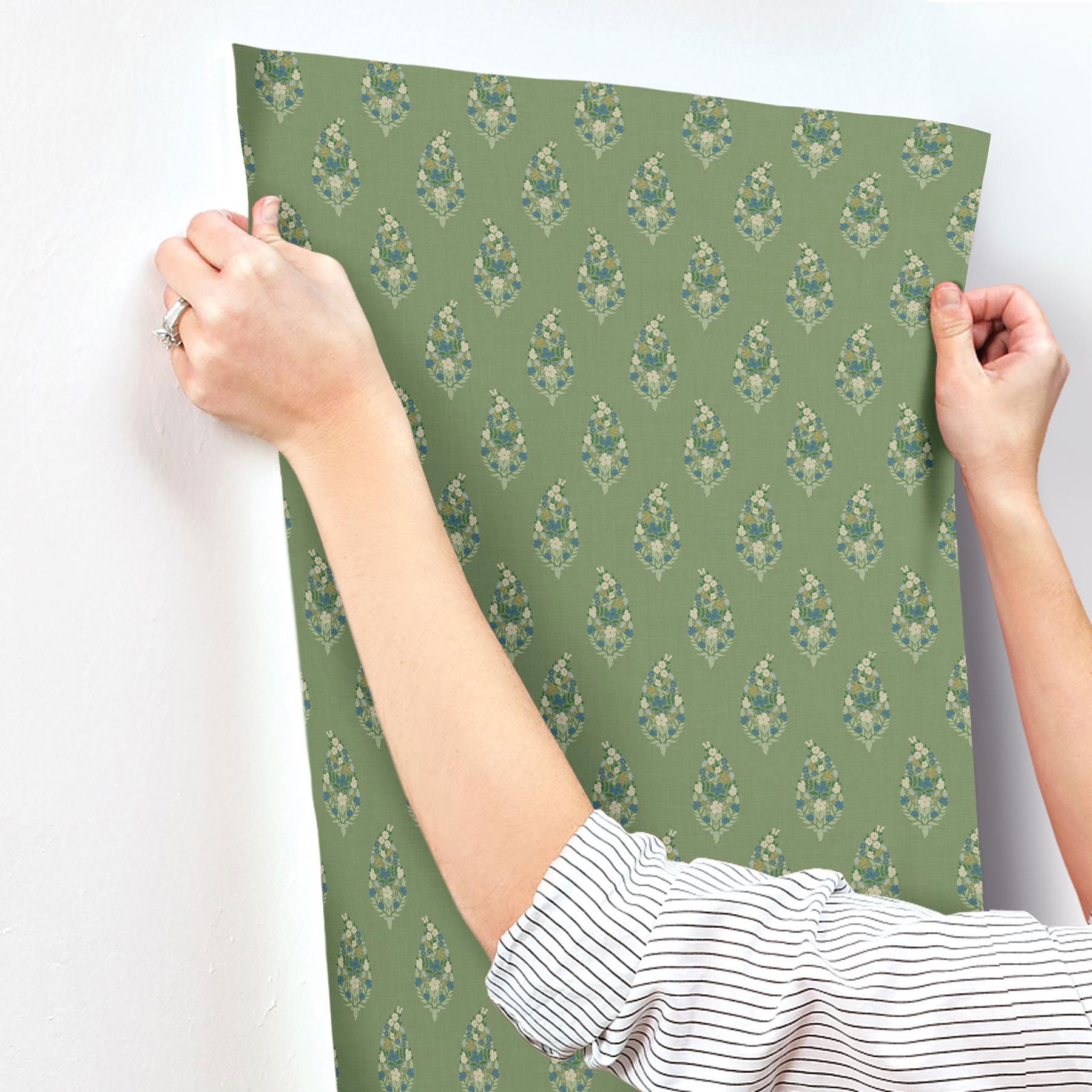 Paisley Green Wallpaper large image 