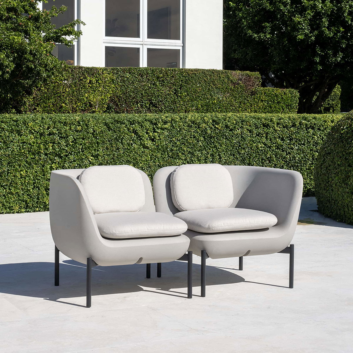 Inou Elements Modular Two-seater Sofa, Outdoor Furniture by Crescent Garden, 4'7.8" width x 2'2.4" height x 2'3.8" depth View 4
