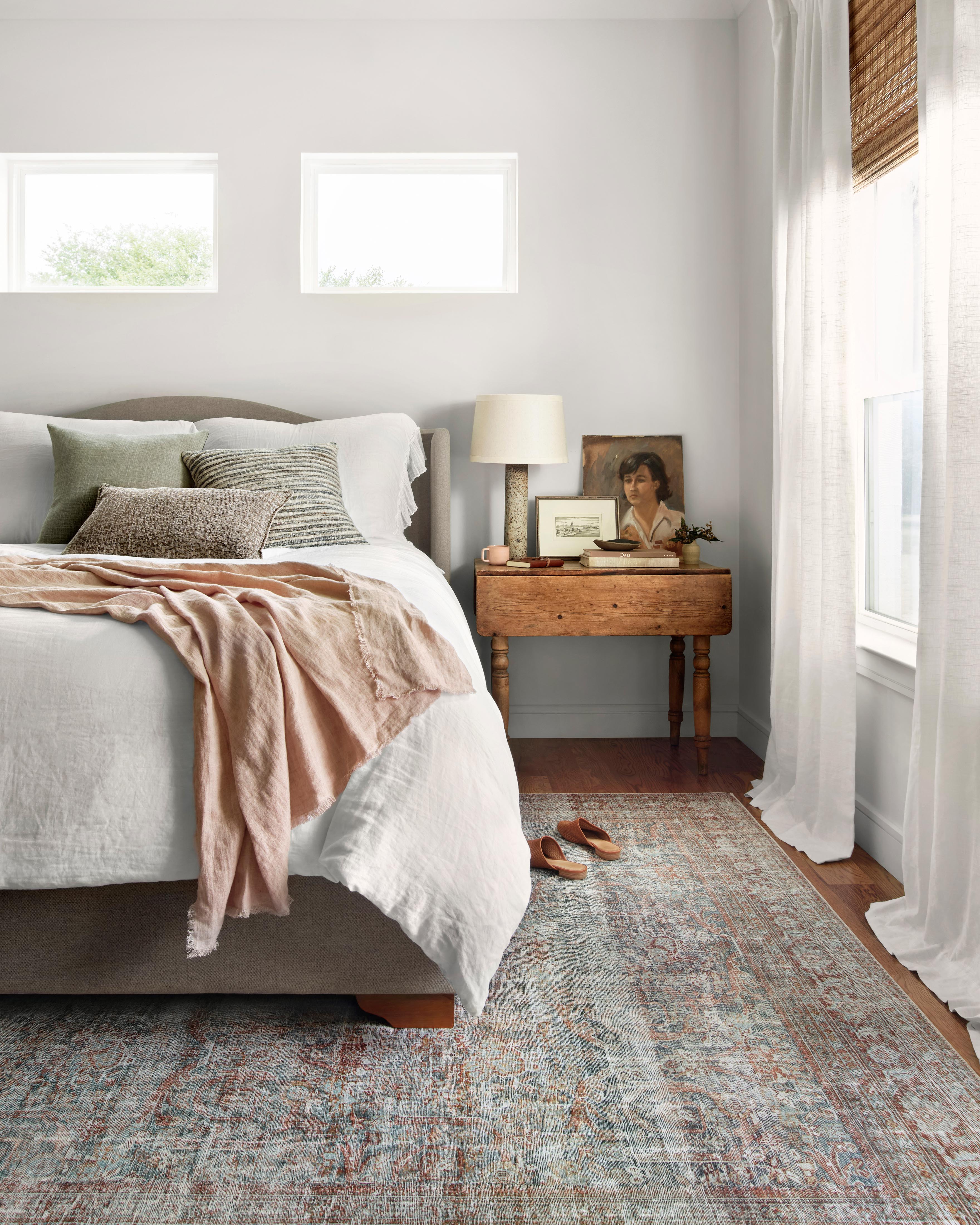 Chris Loves Julia x Loloi Jules Rug, 1'6" length x 1'6" width View 2