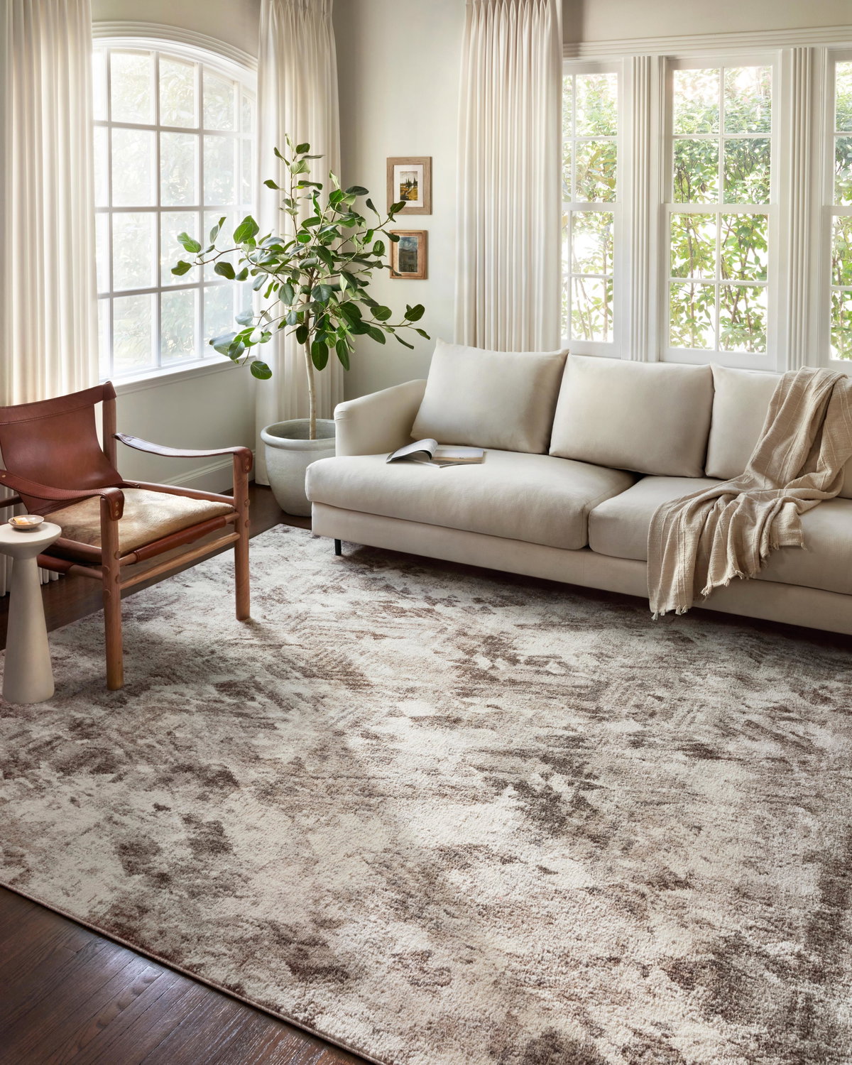 Loloi Austen Rug, 7'10" length x 10'6" width View 2