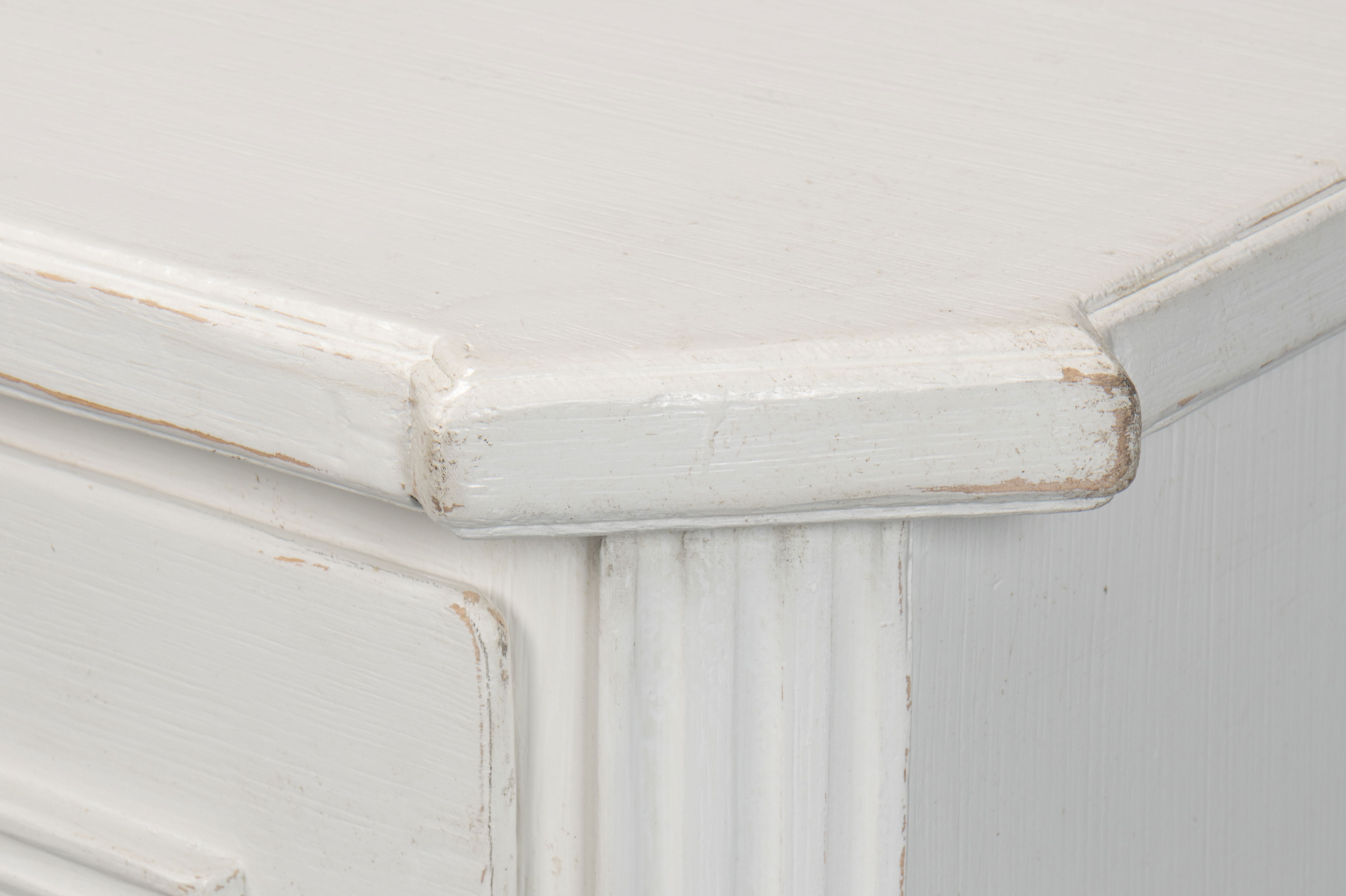 Altus Commode, Antique White, Cabinets & Chest by Sarreid, 46" length x 20" width x 34" height View 8