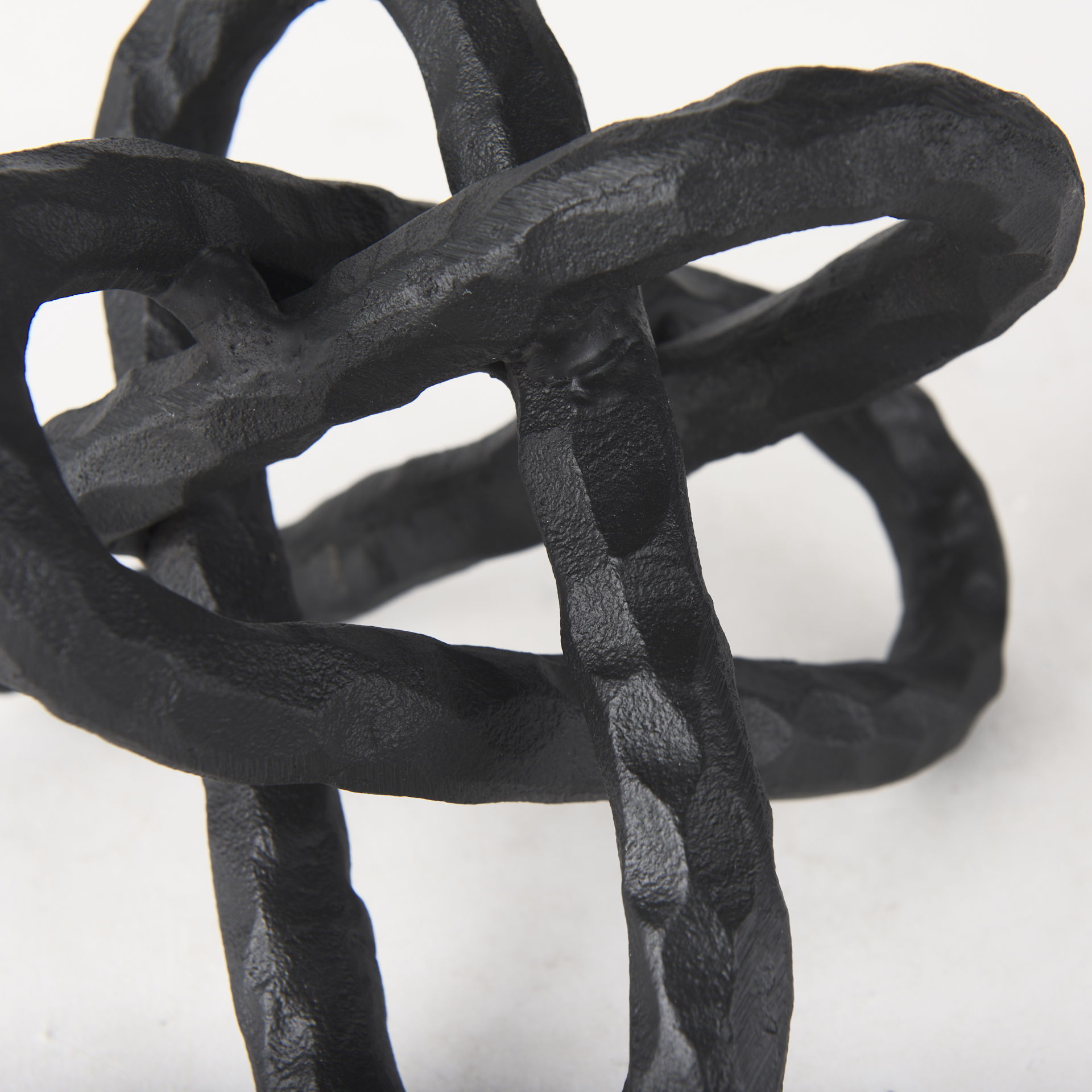 Wilhelm I (Small) 7L x 7W Black Metal Link Decor Object, Decorative Object by Mercana, 6.69" length x 6.69" width x 6.69" height View 10