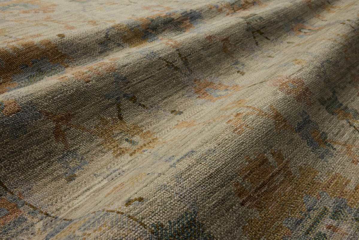 Loloi Reign Rug, 7'9" length x 7'9" width View 4