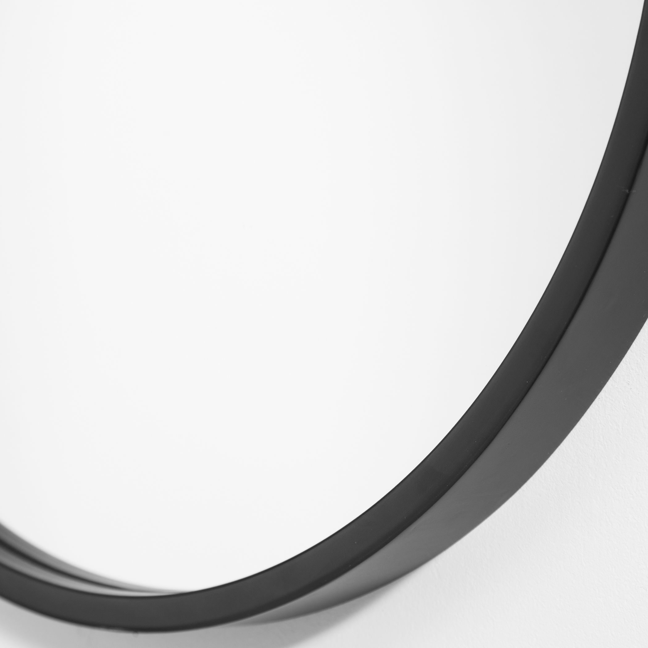 Varina Minimalist Black Oval Mirror large image 