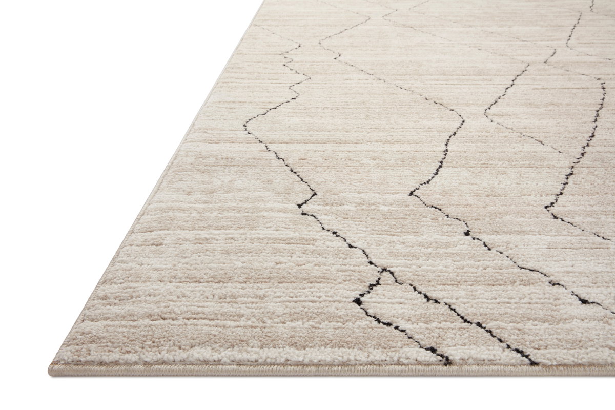 Loloi Darby Rug, 1'6" length x 1'6" width View 3
