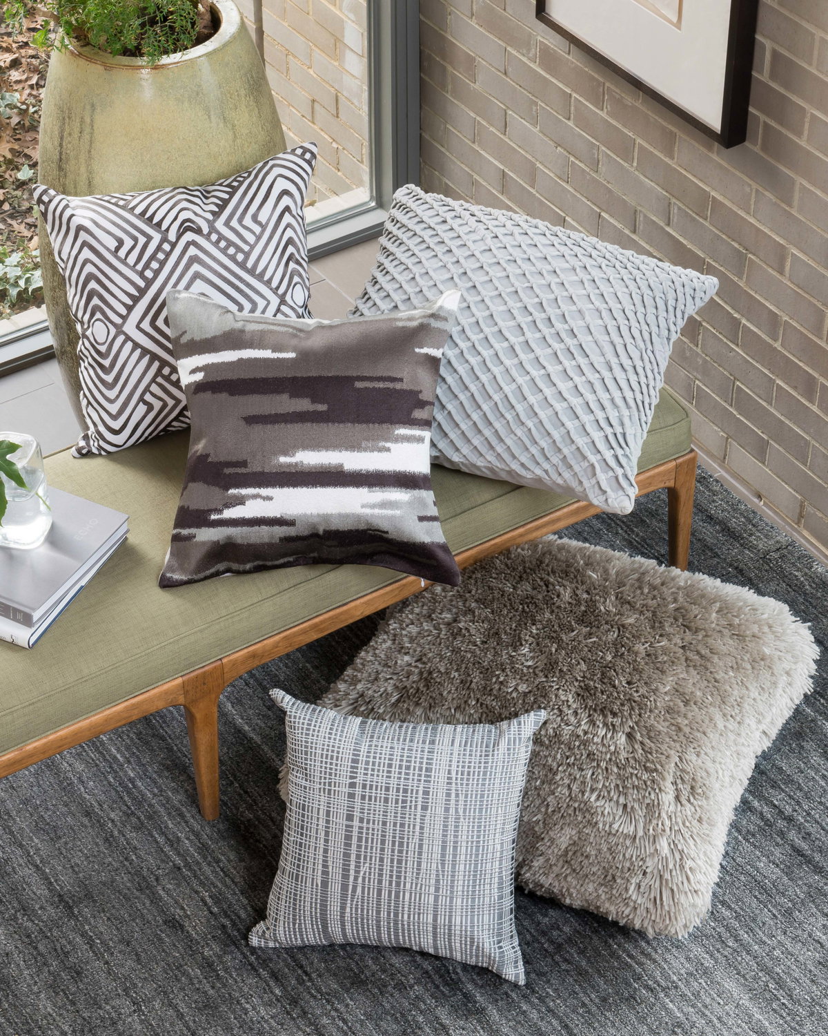 Loloi Pillows Pillow, Decorative Pillow, 22" length x 22" width View 2